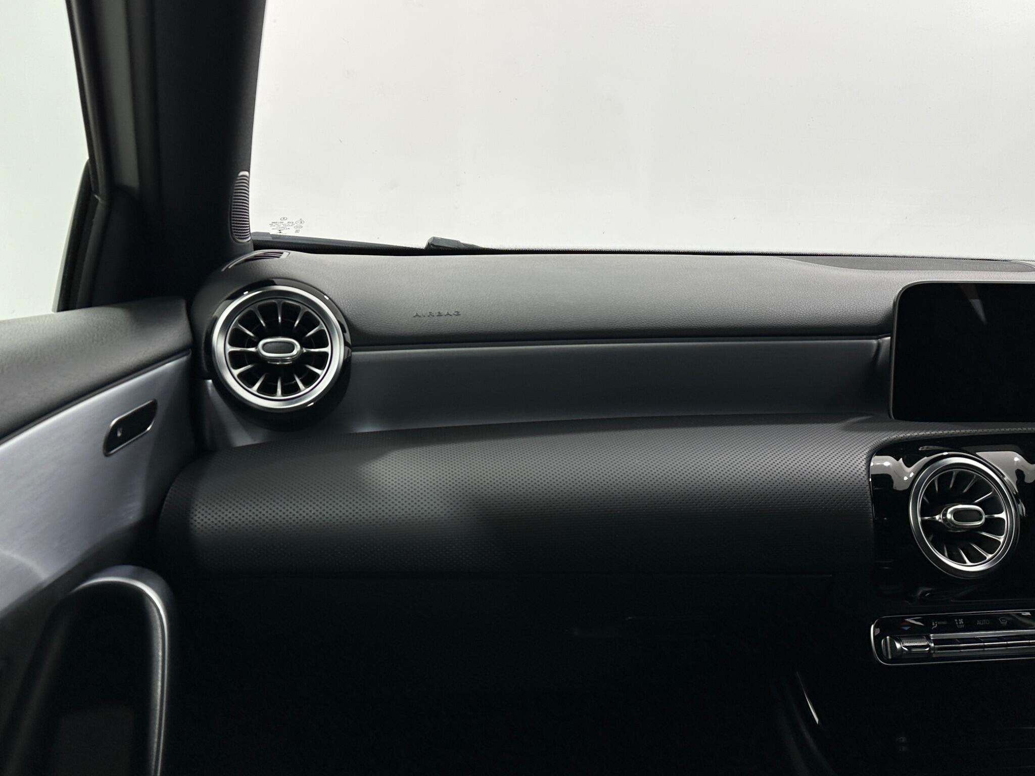 Mercedes-Benz A Class view 31