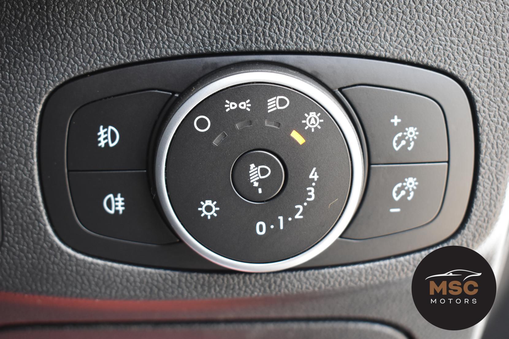 Ford Focus view 30