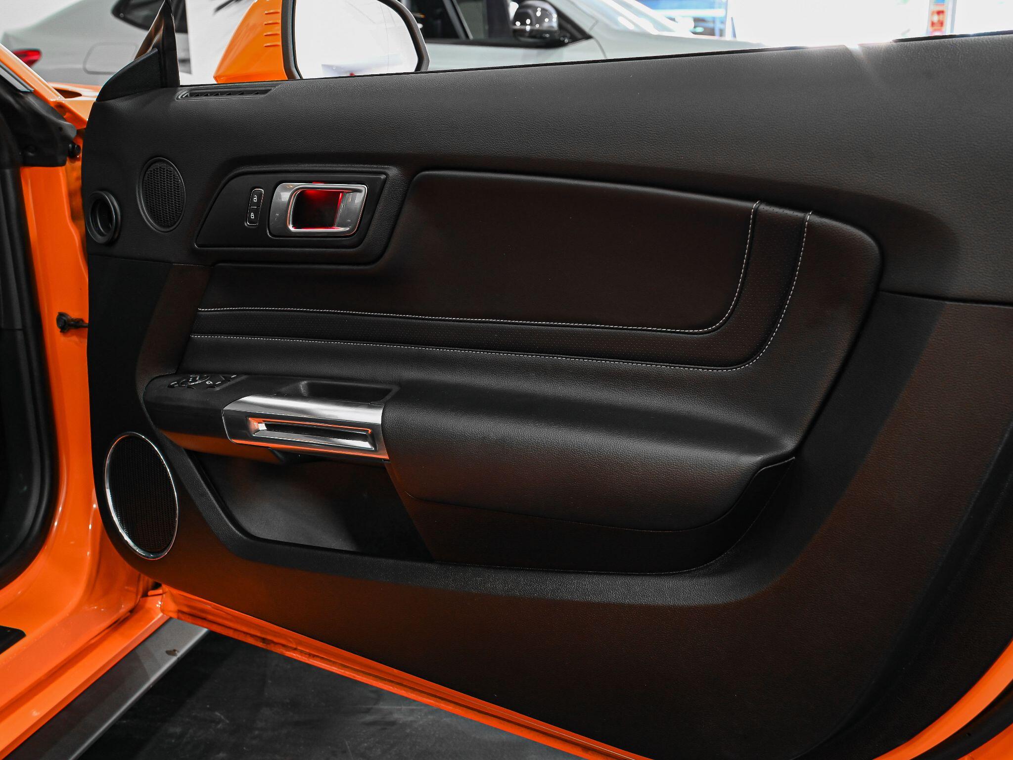 Ford Mustang view 41