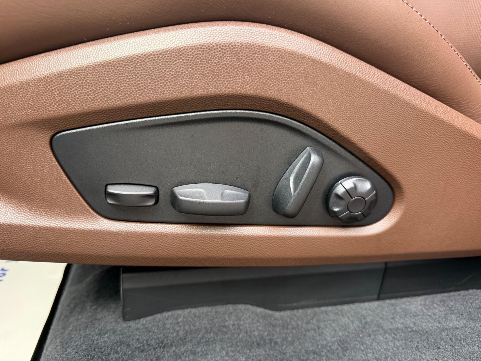 Porsche Macan view 51