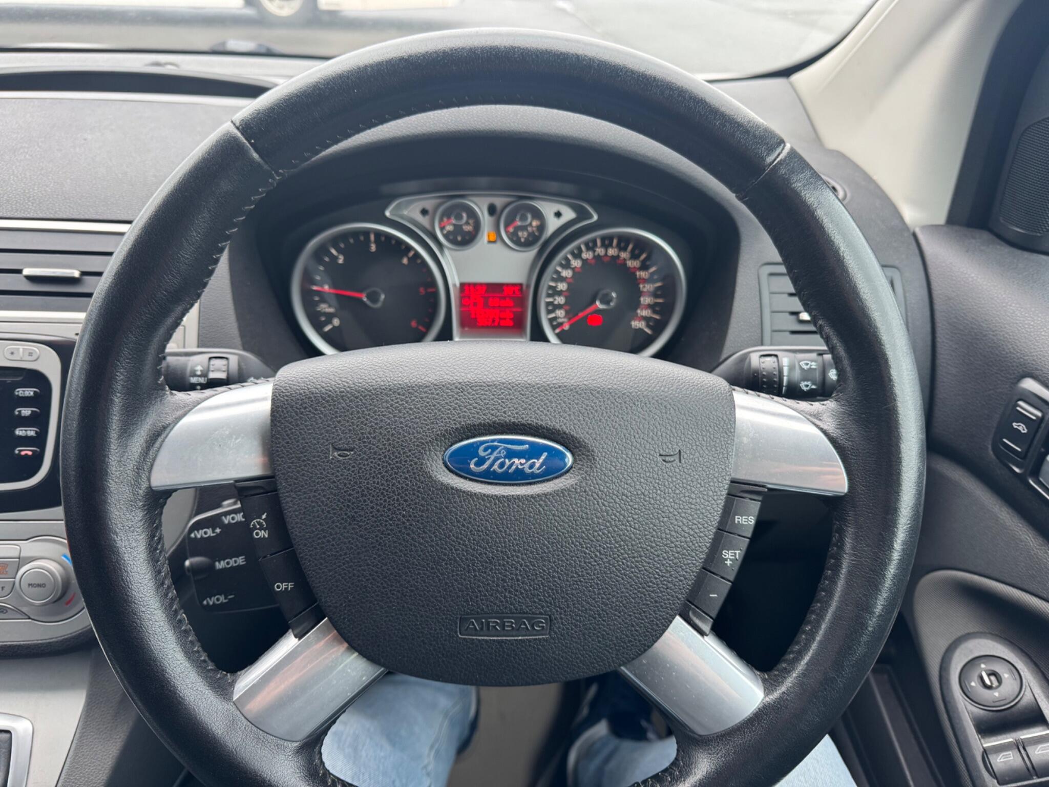 2009 Ford Kuga 2.0 TDCi Titanium 2WD Euro 4 5dr • 115,783 miles image 20
