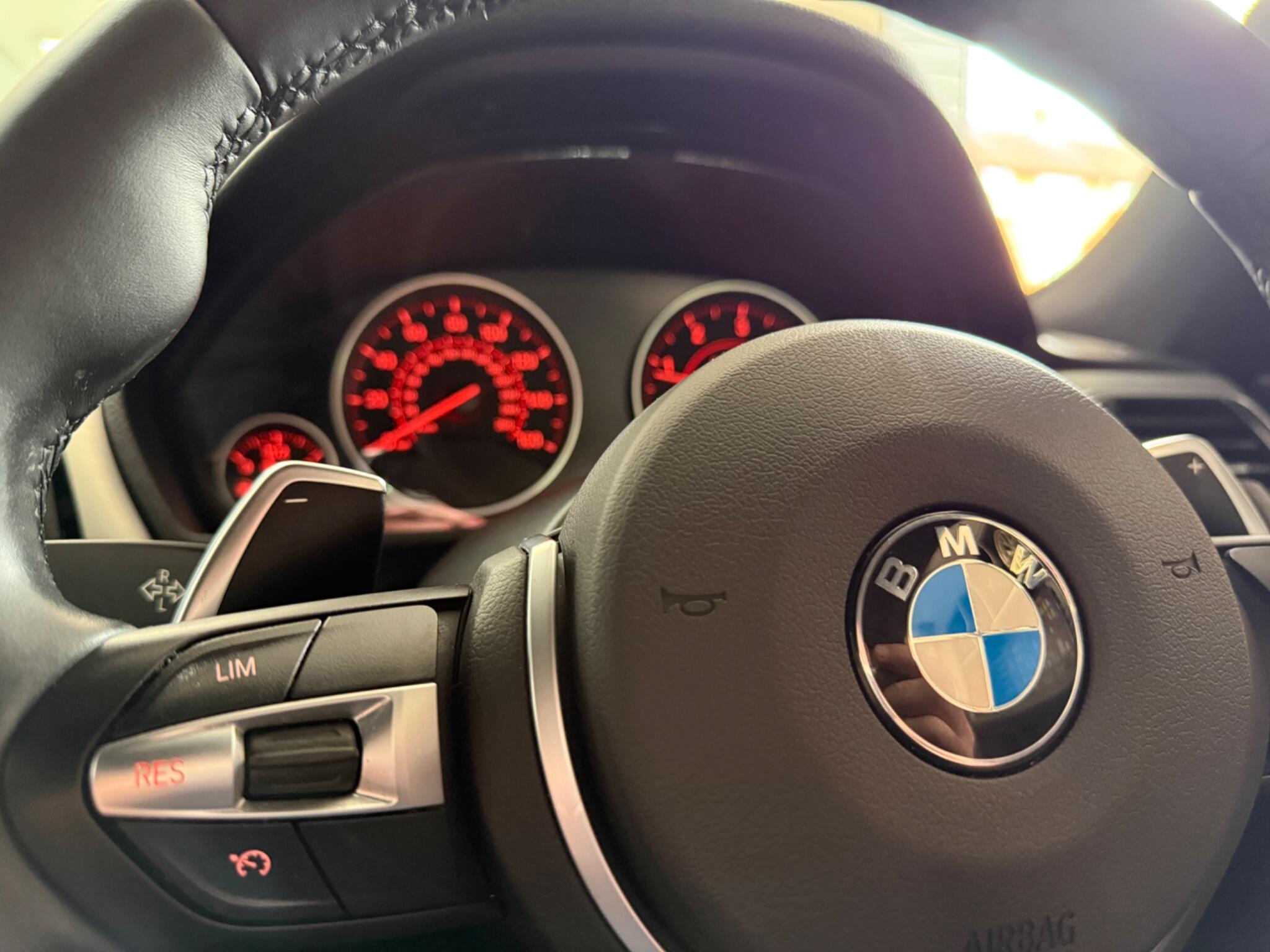 BMW 4 Series view 18