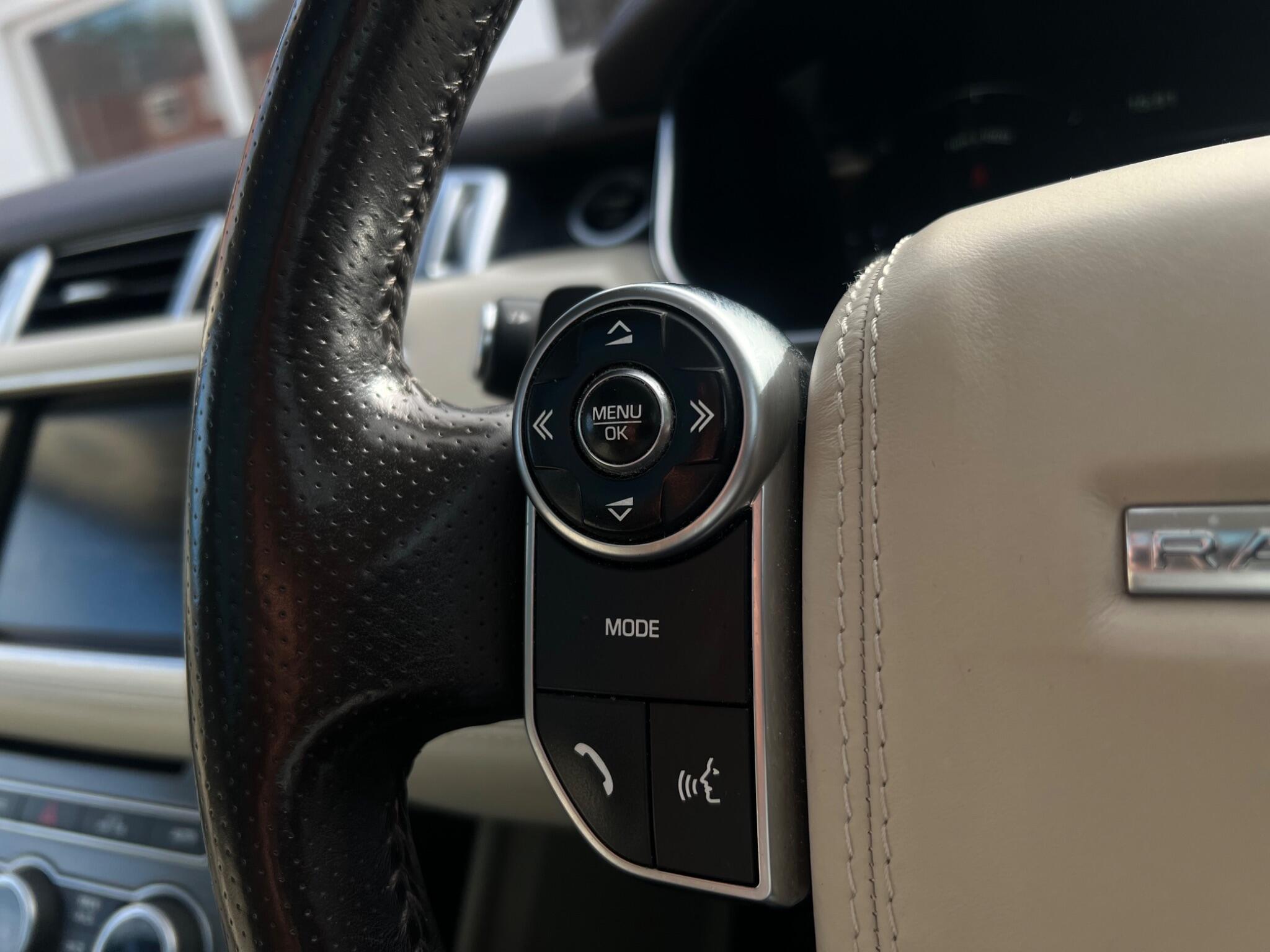Land Rover Range Rover Sport view 42