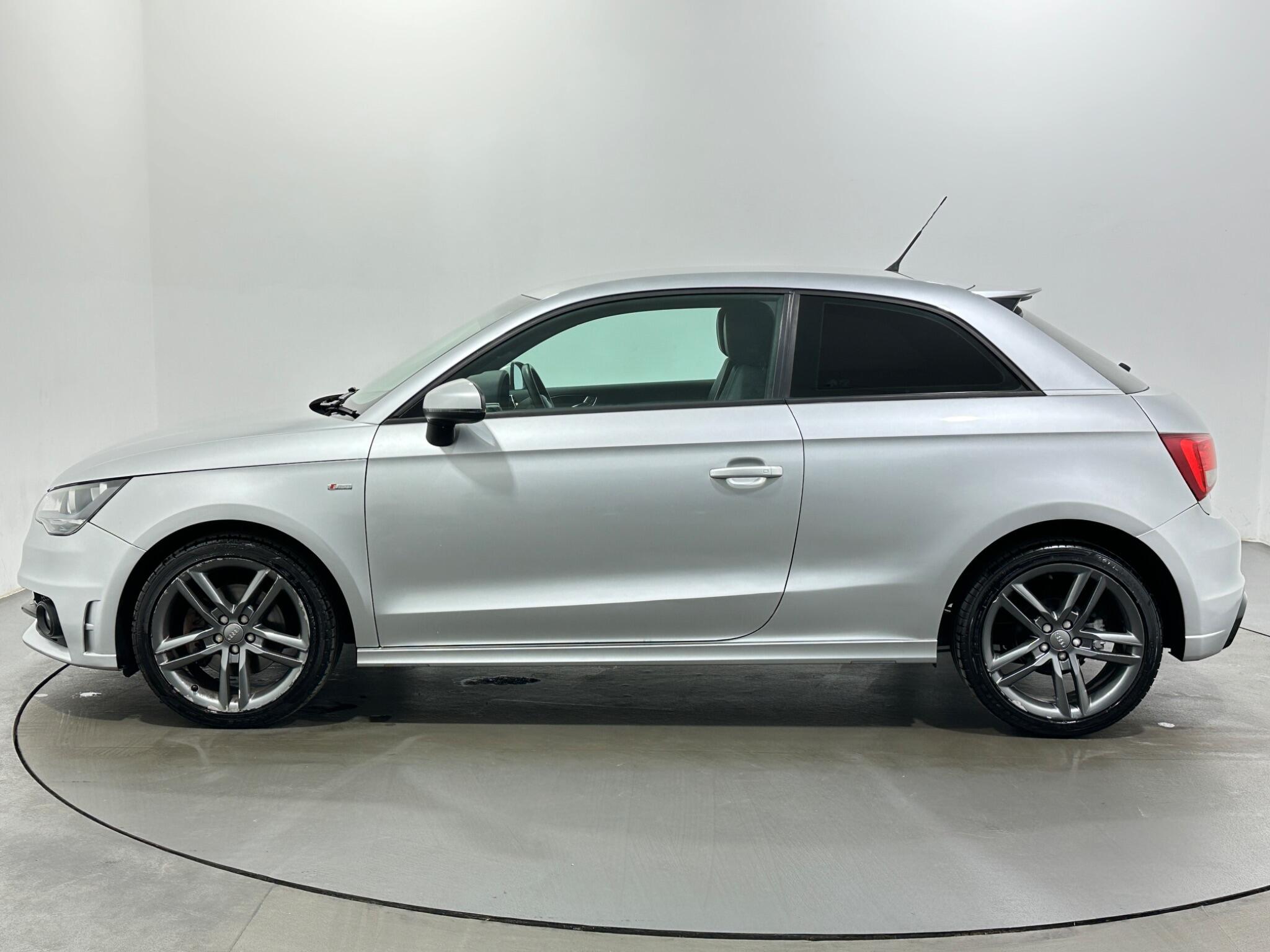 Audi A1 view 5