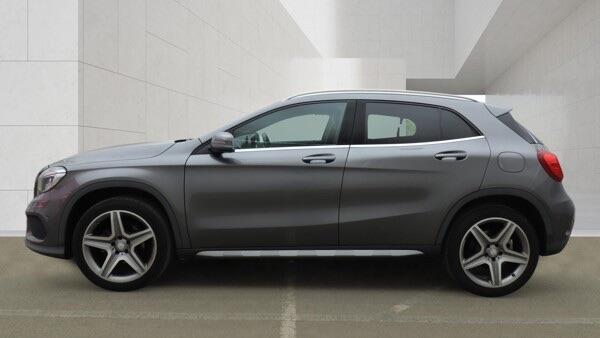 Mercedes-Benz Gla view 8