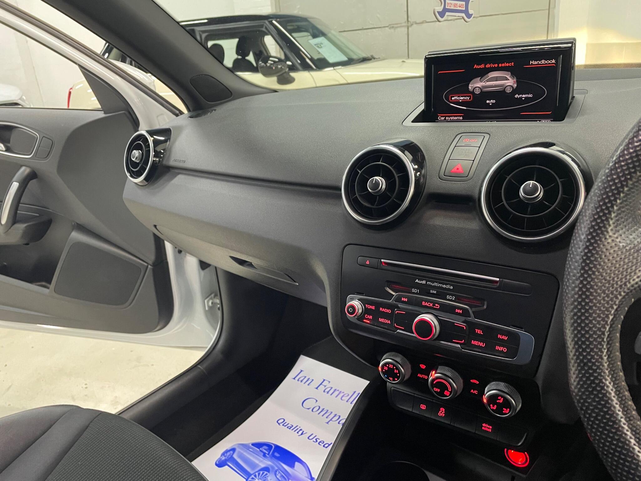 Audi A1 view 16