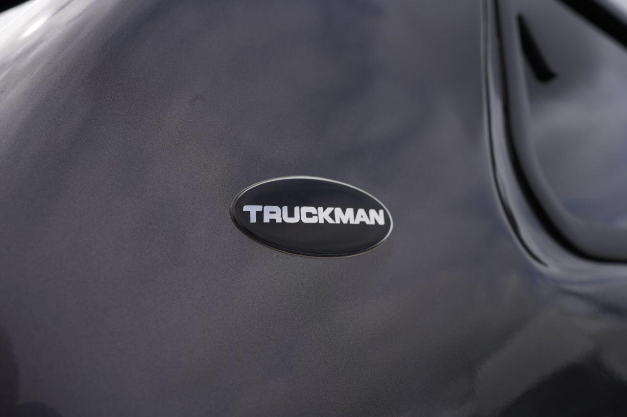 Volkswagen Amarok view 24