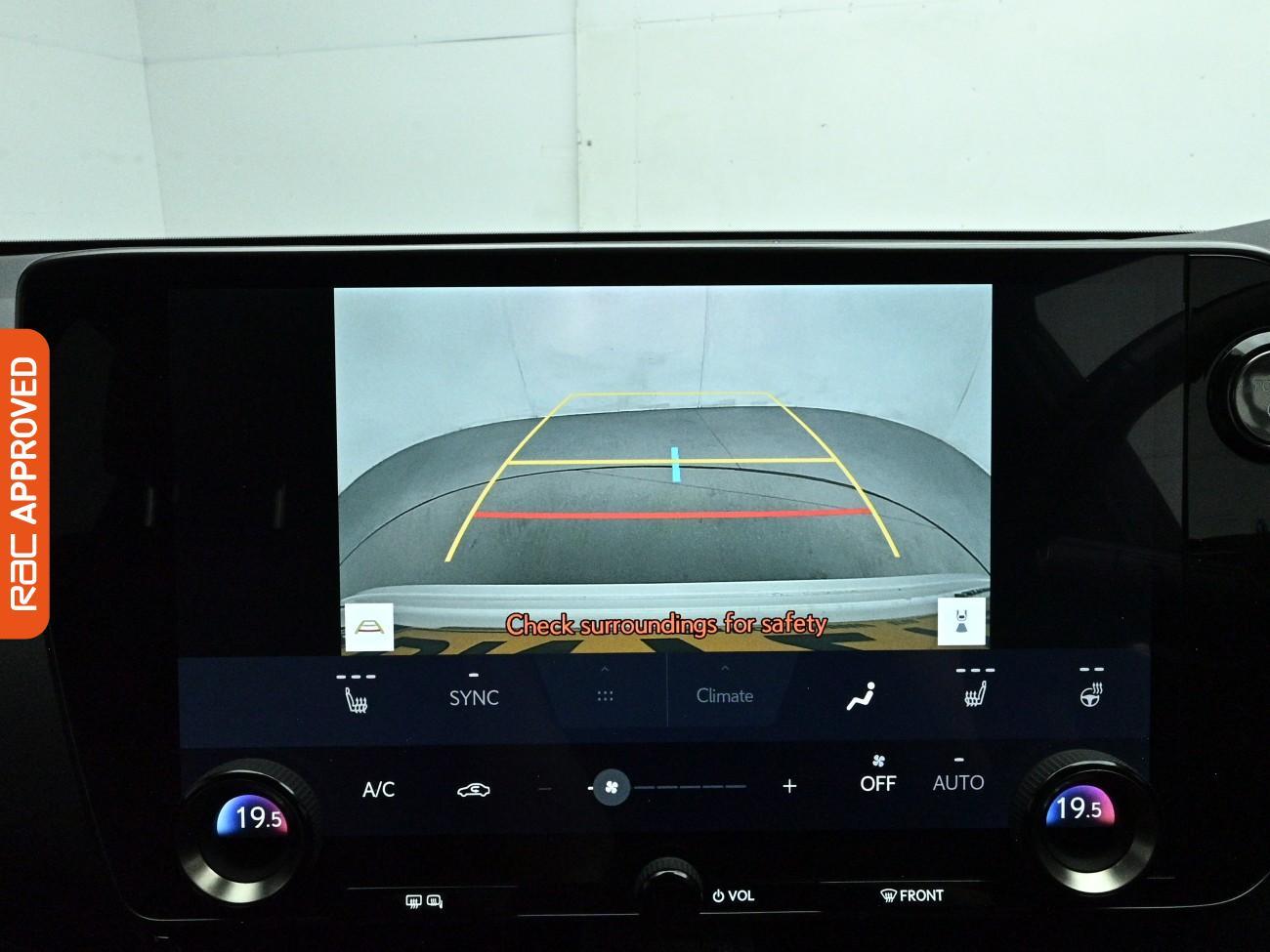 Lexus NX view 17