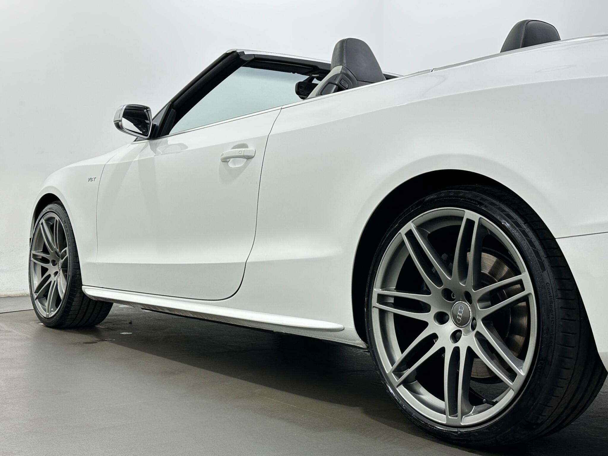 Audi S5 view 45