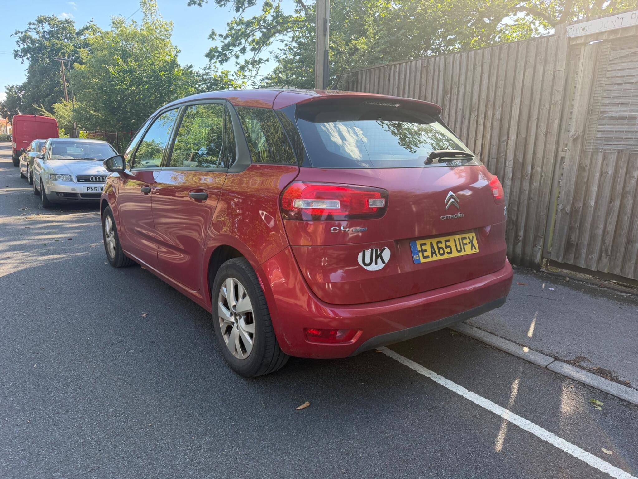 Citroen C4 Picasso view 6