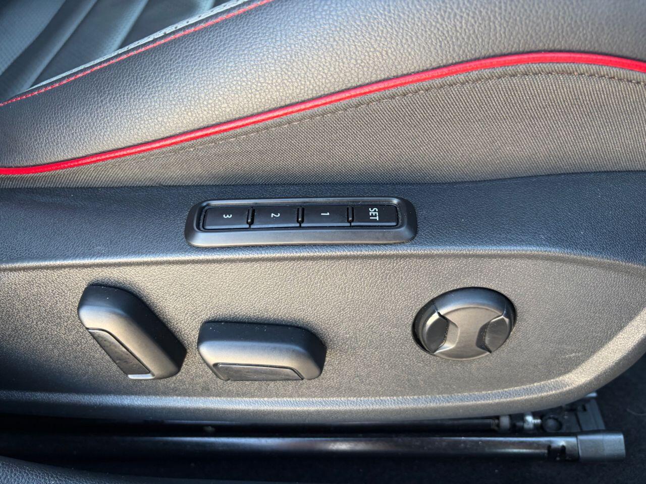 Volkswagen Golf view 36