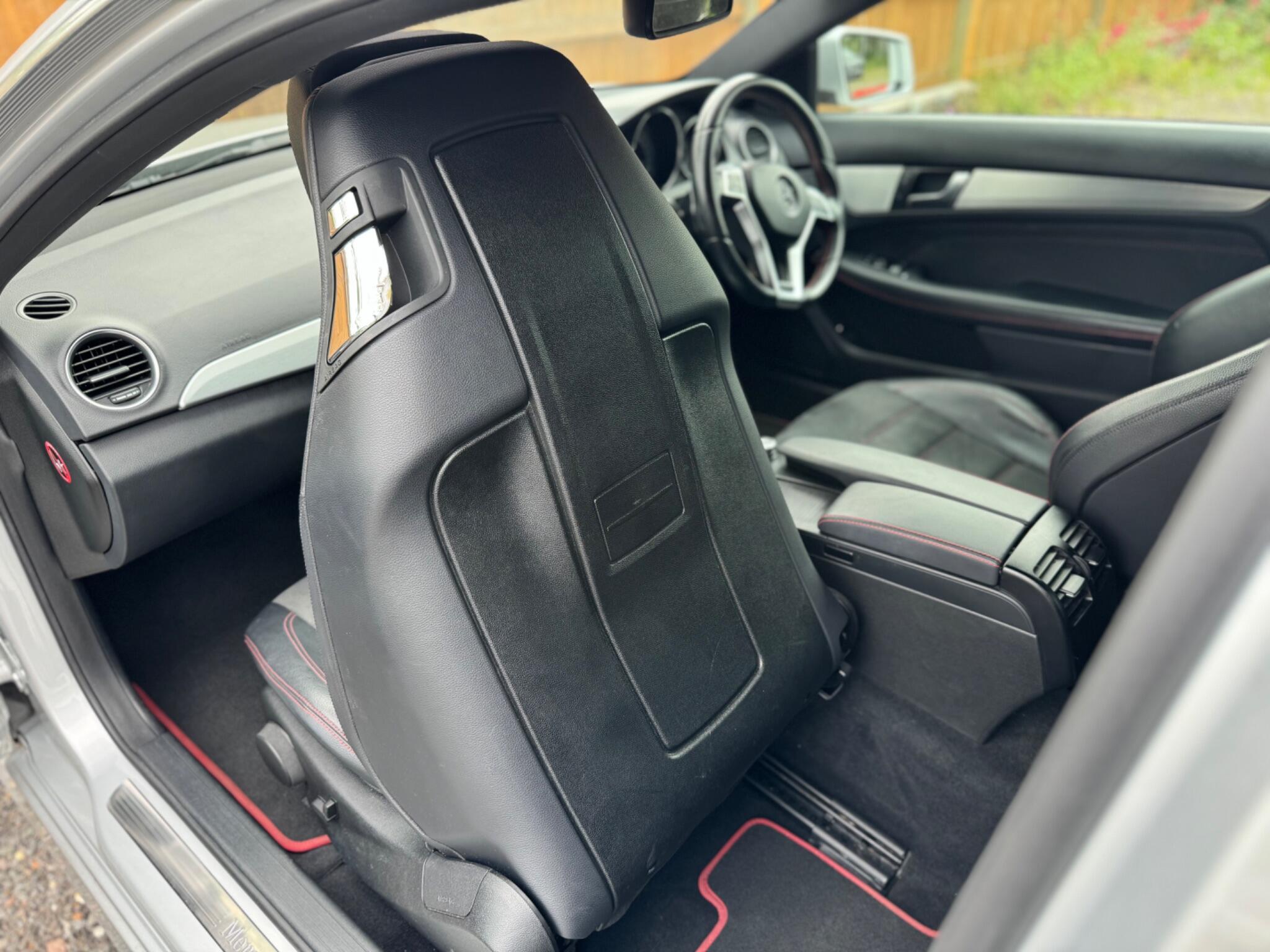 Mercedes-Benz C-Class view 48