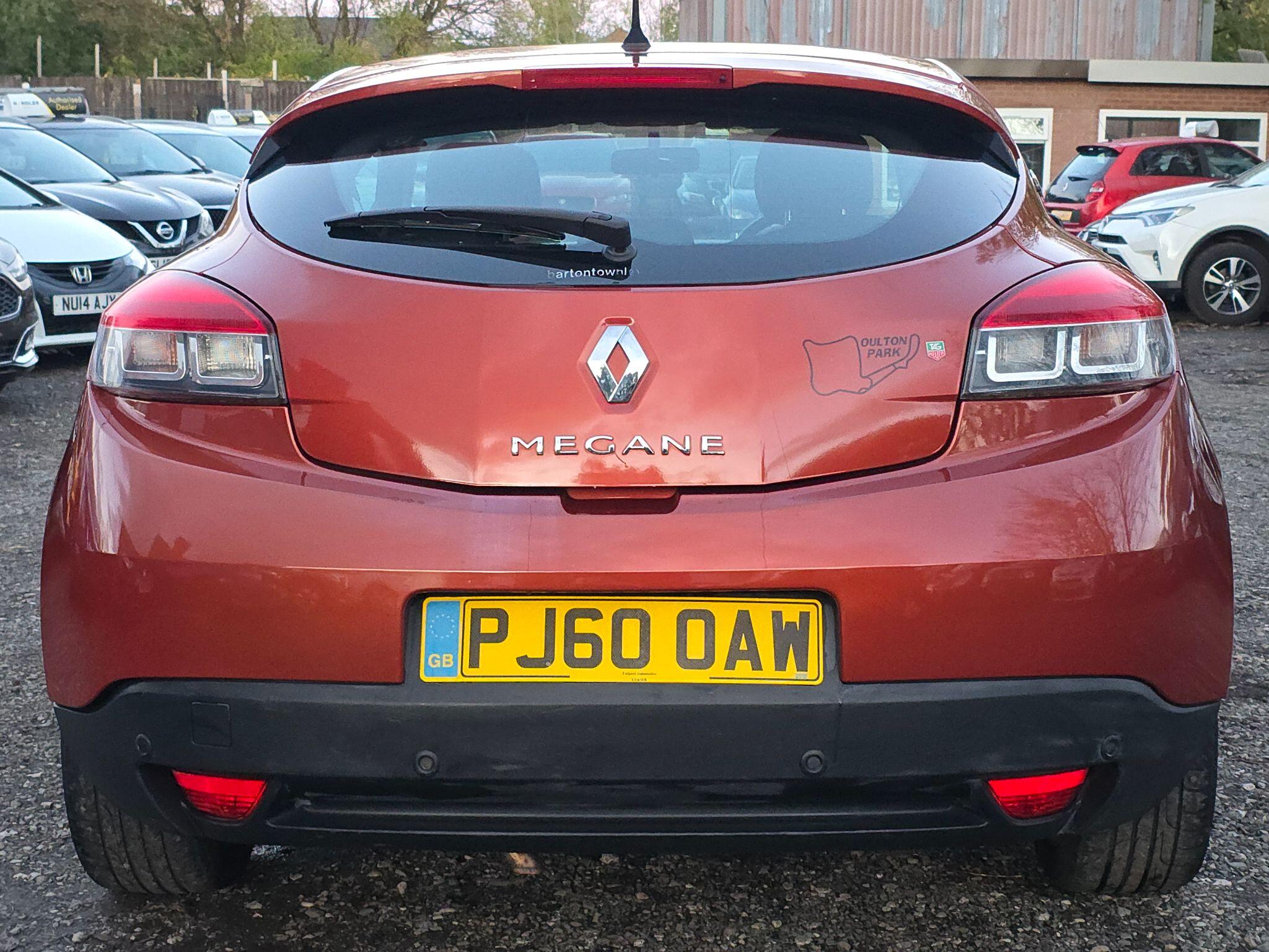 2010 Renault Megane image 7