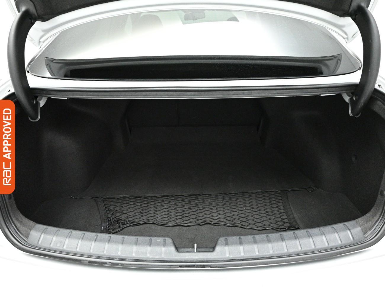 Hyundai I40 view 25