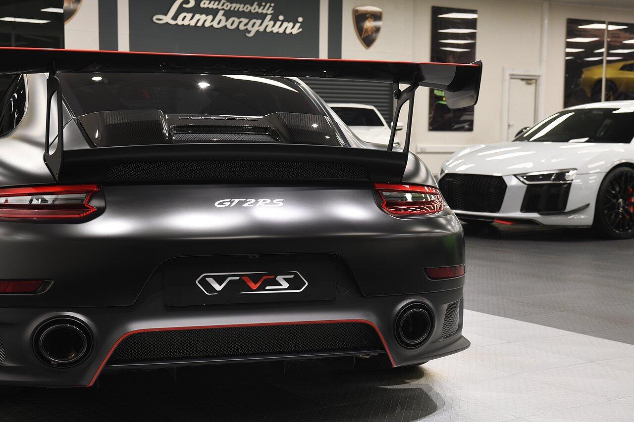 Porsche 911 view 47
