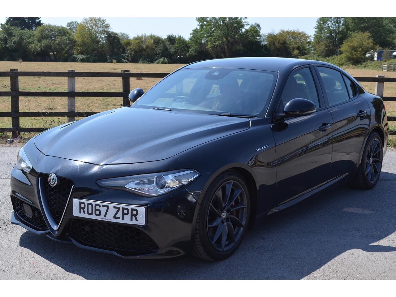 Alfa Romeo Giulia view 5