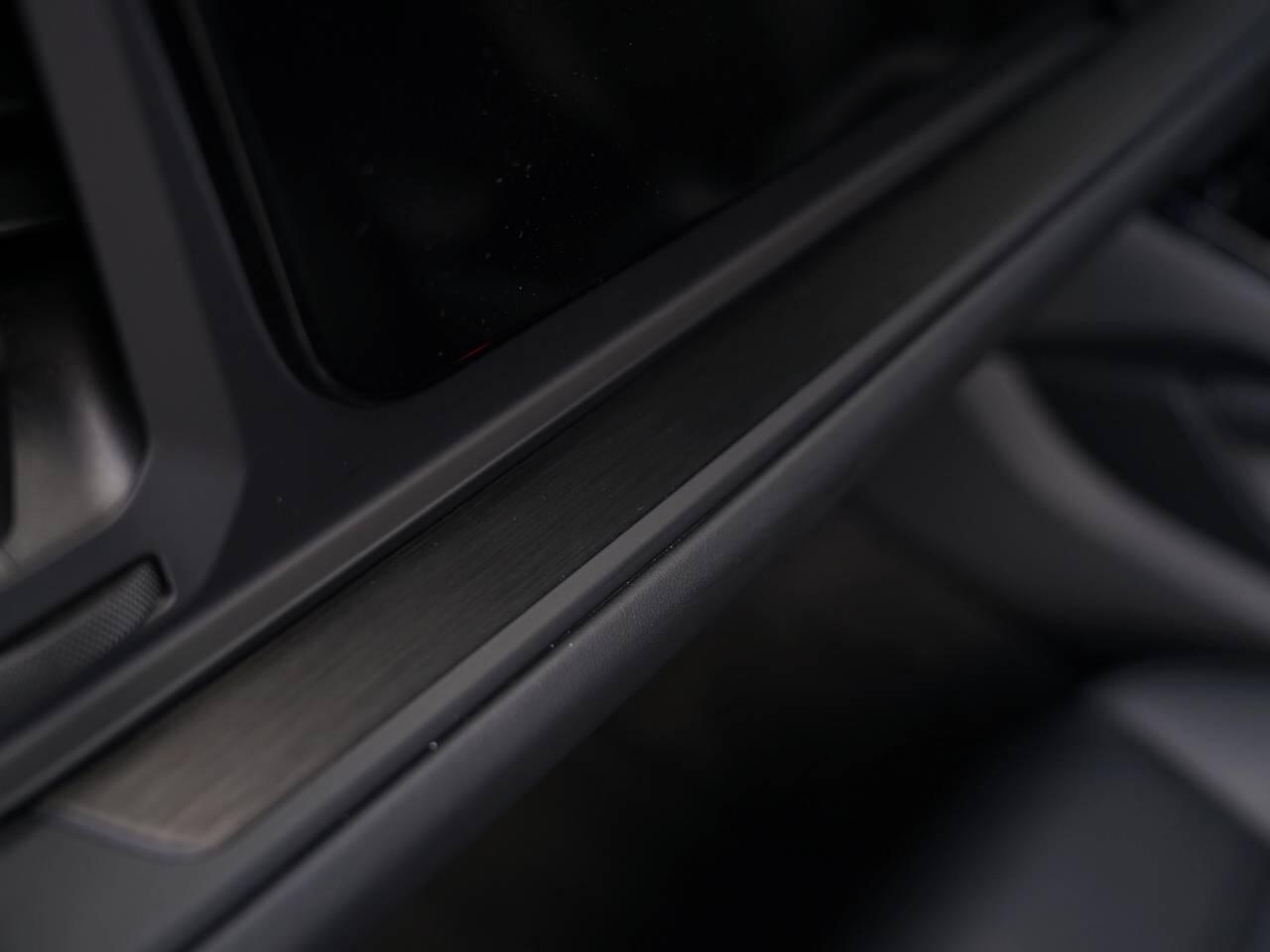 Porsche Cayenne view 41