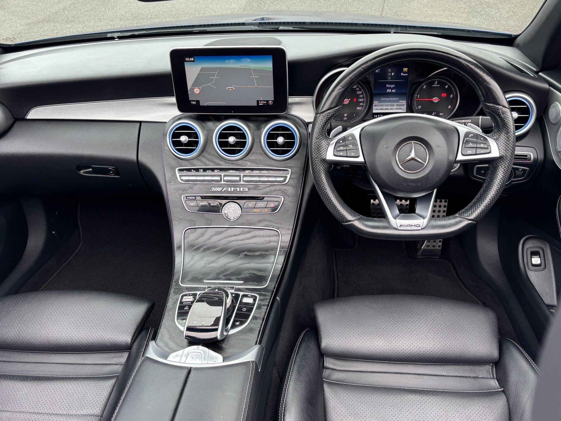 Mercedes-Benz C-Class view 35