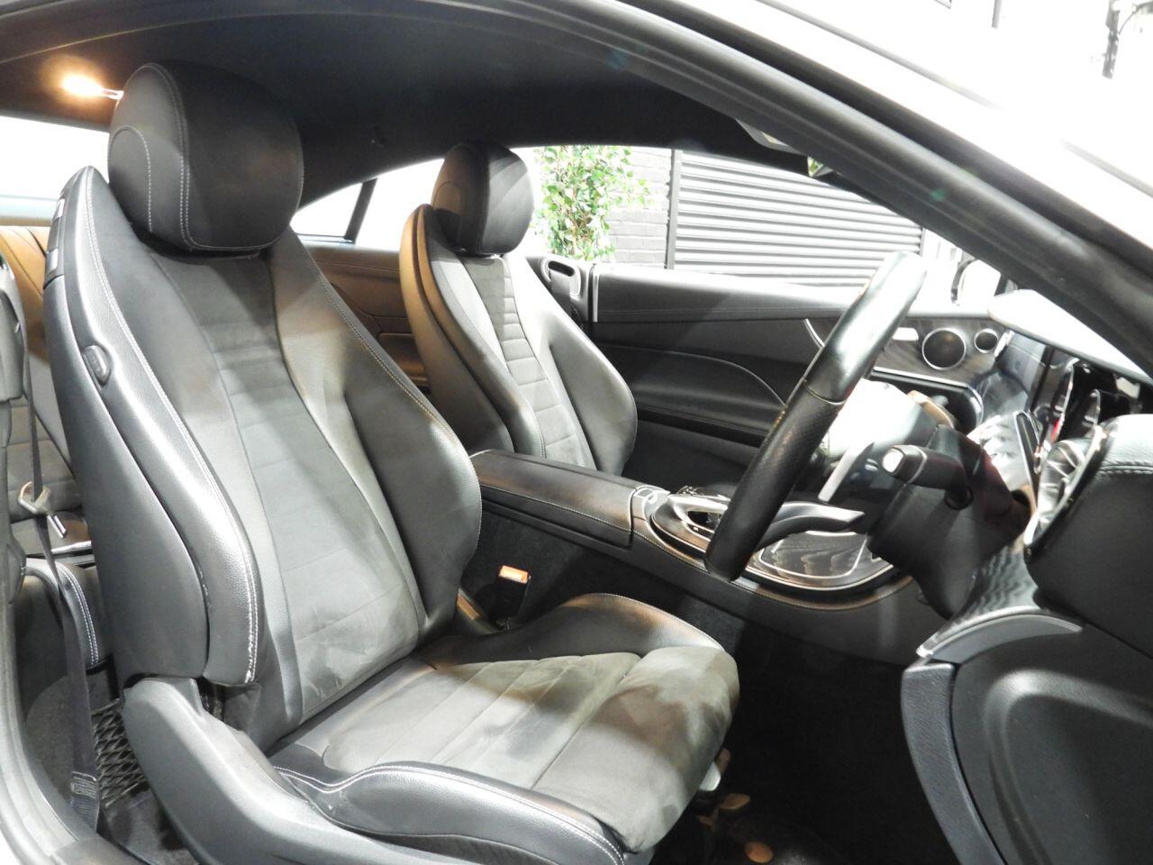 Mercedes-Benz E-Class view 20