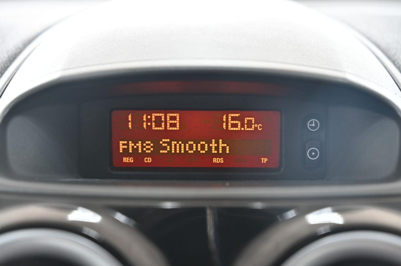 Vauxhall Corsa view 22