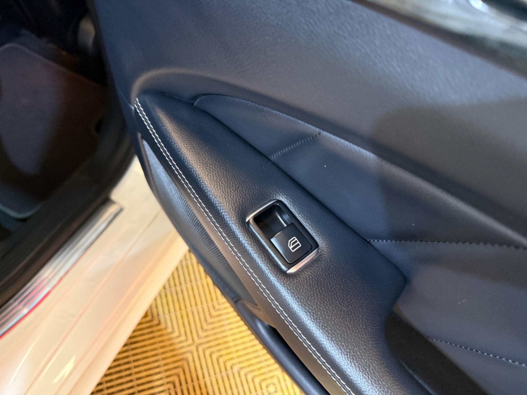 Mercedes-Benz CLS view 43