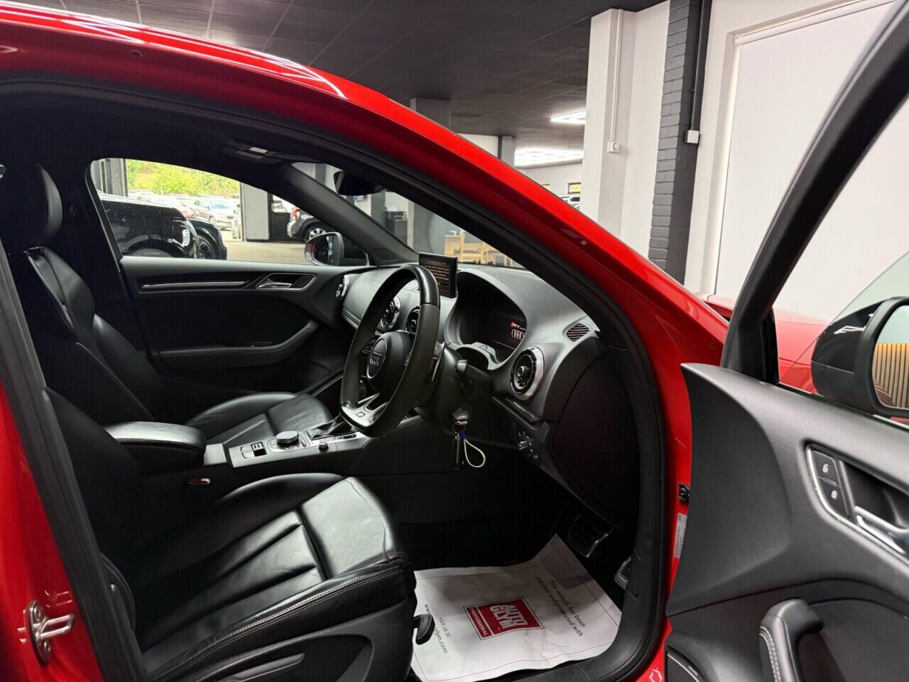 Audi RS3 view 34