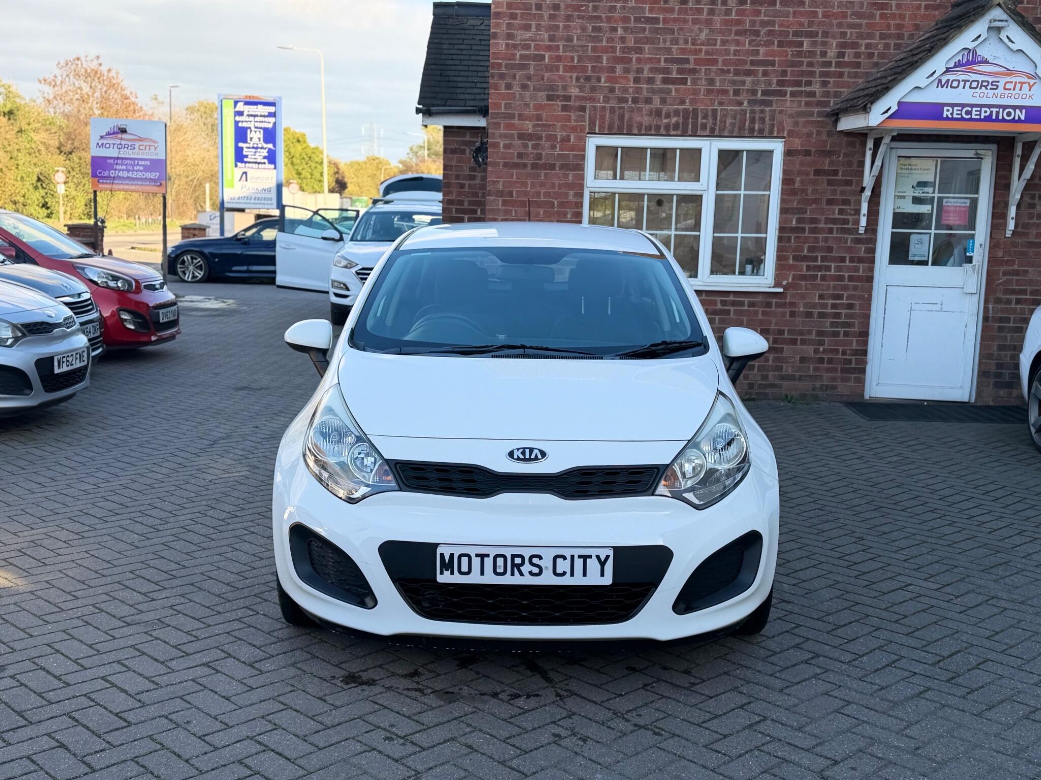 Kia Rio view 2