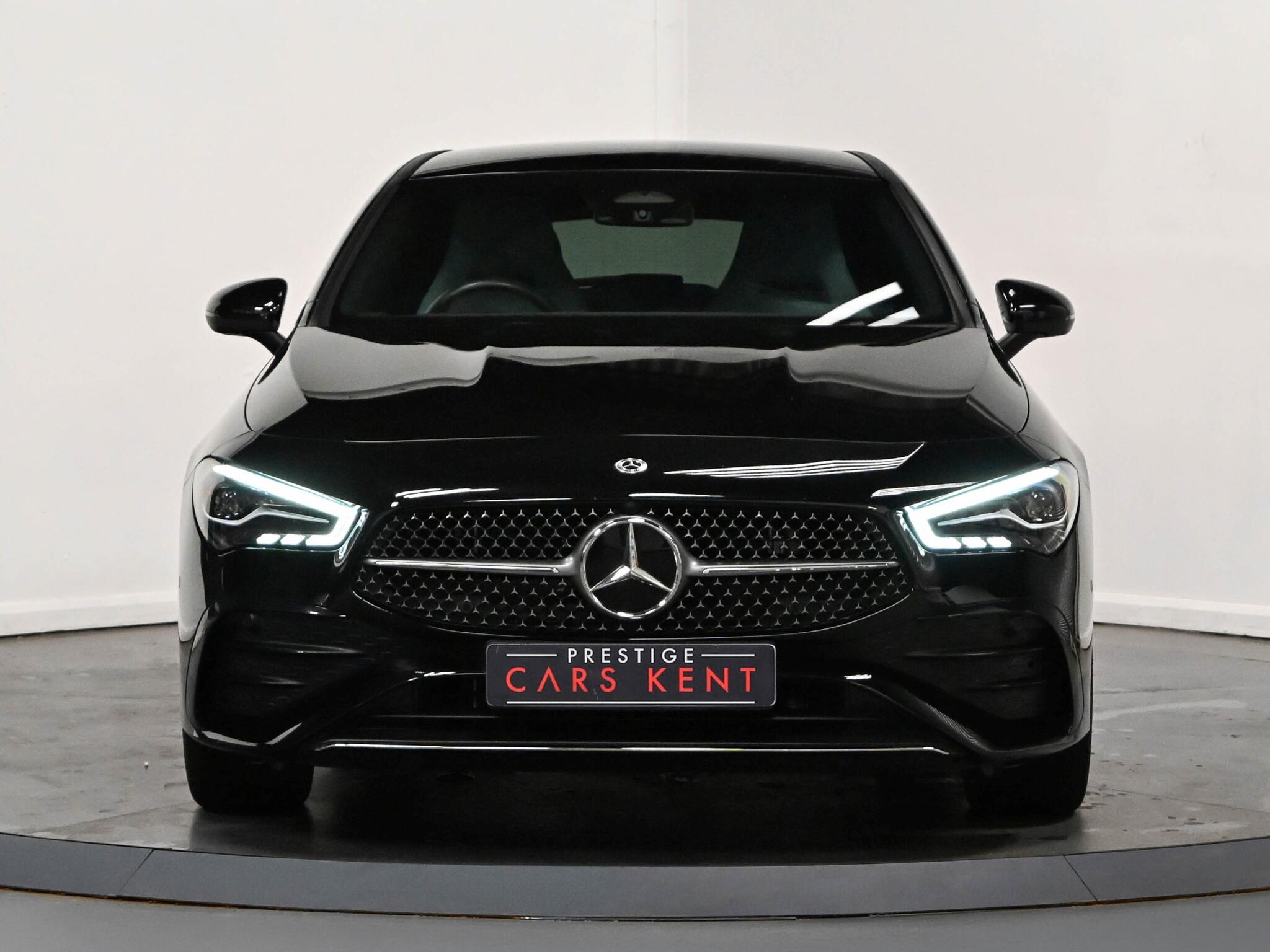 Mercedes-Benz Cla view 22