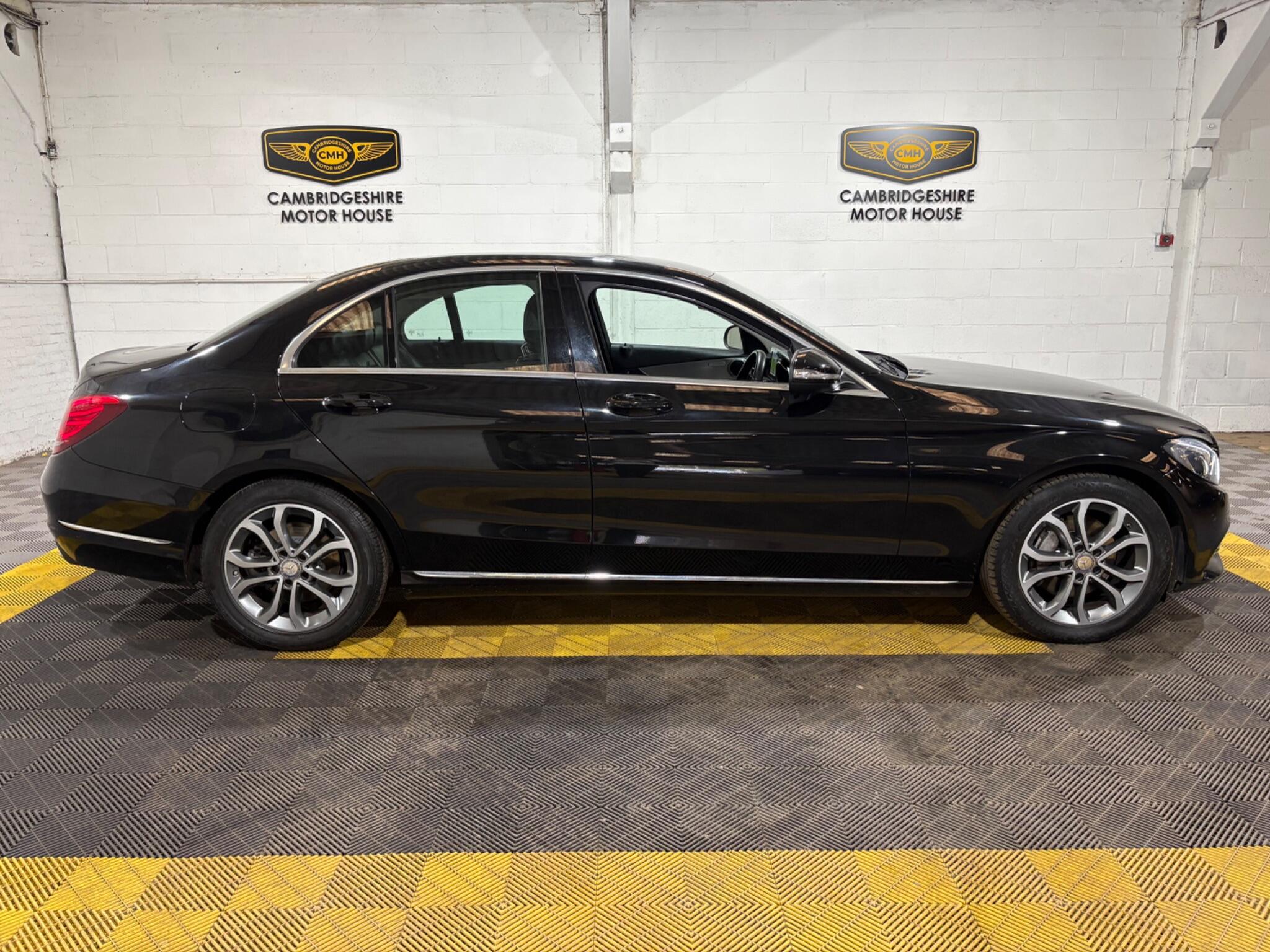 Mercedes-Benz C Class view 22