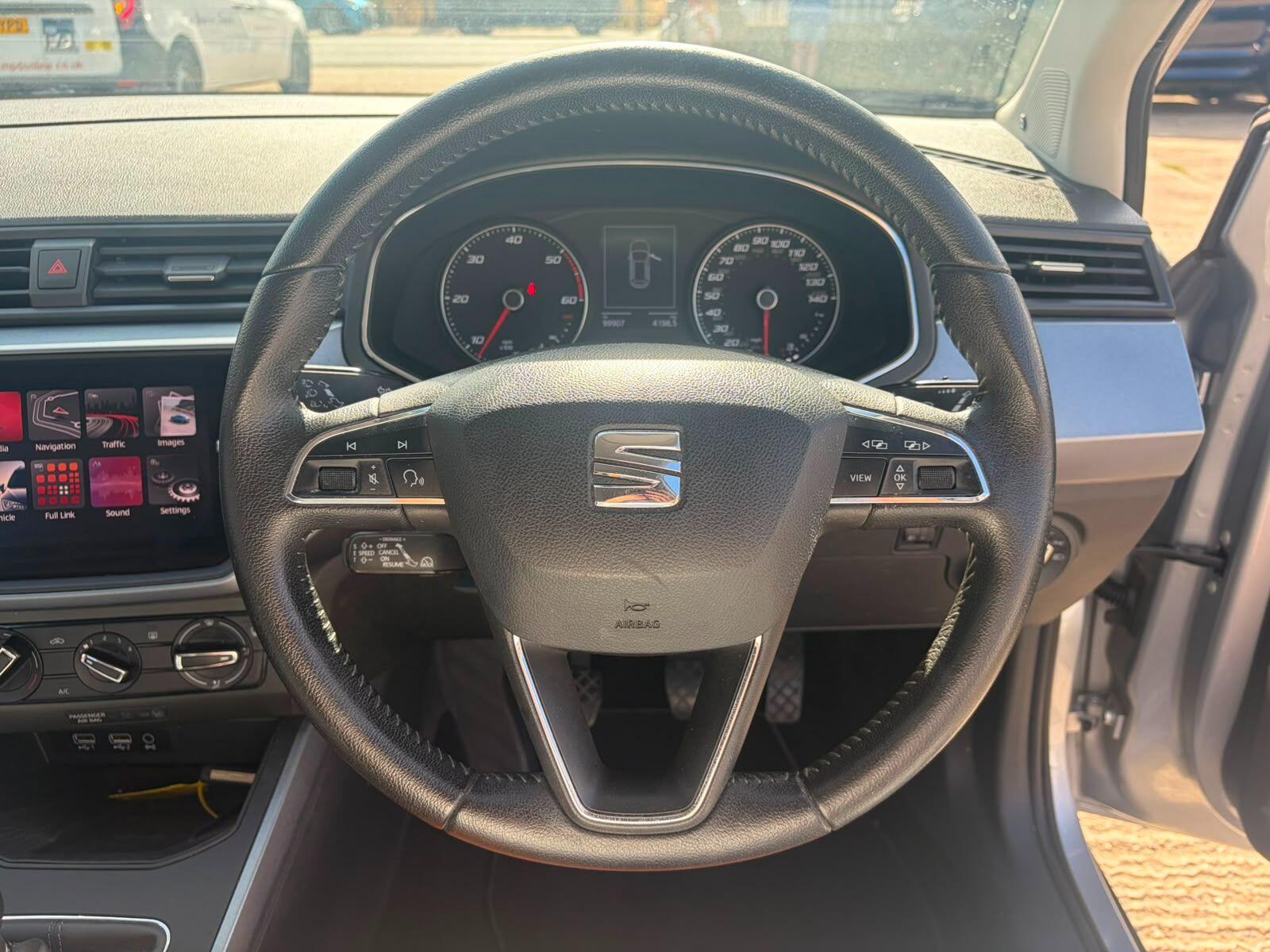 Seat Arona view 18