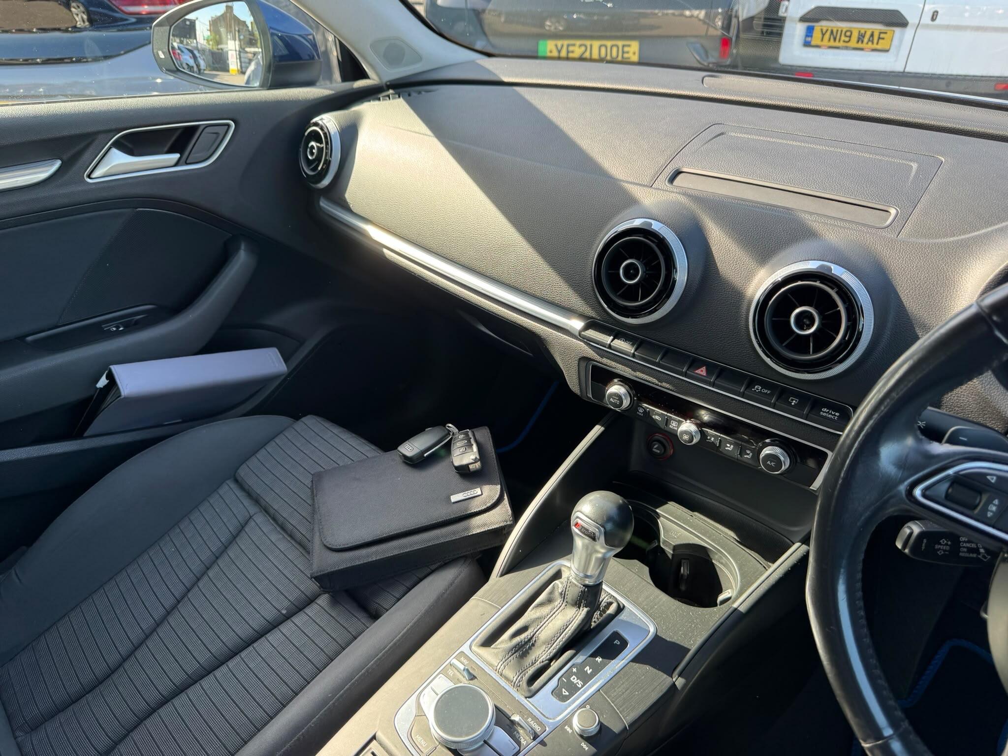 Audi A3 view 40