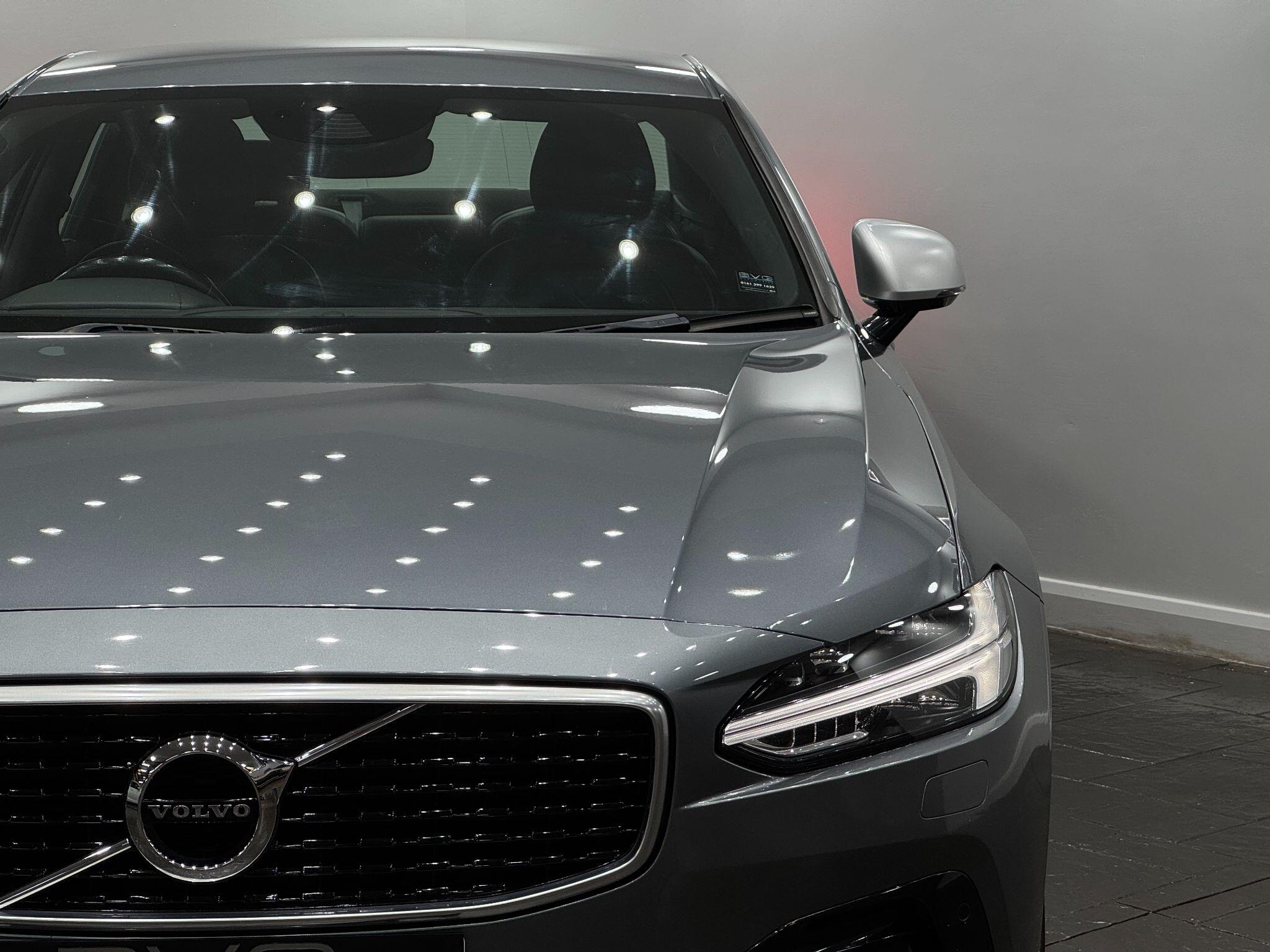 Volvo S90 view 14