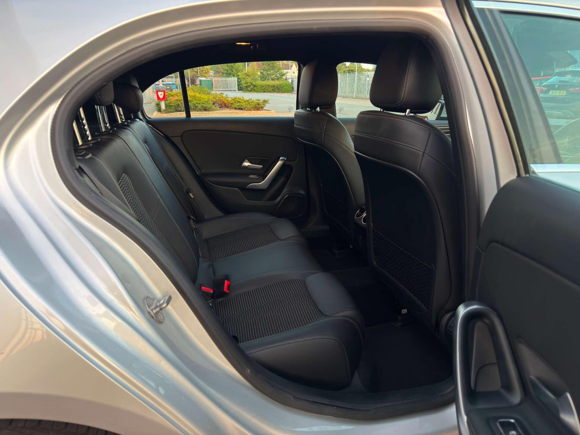 Mercedes-Benz A Class view 32