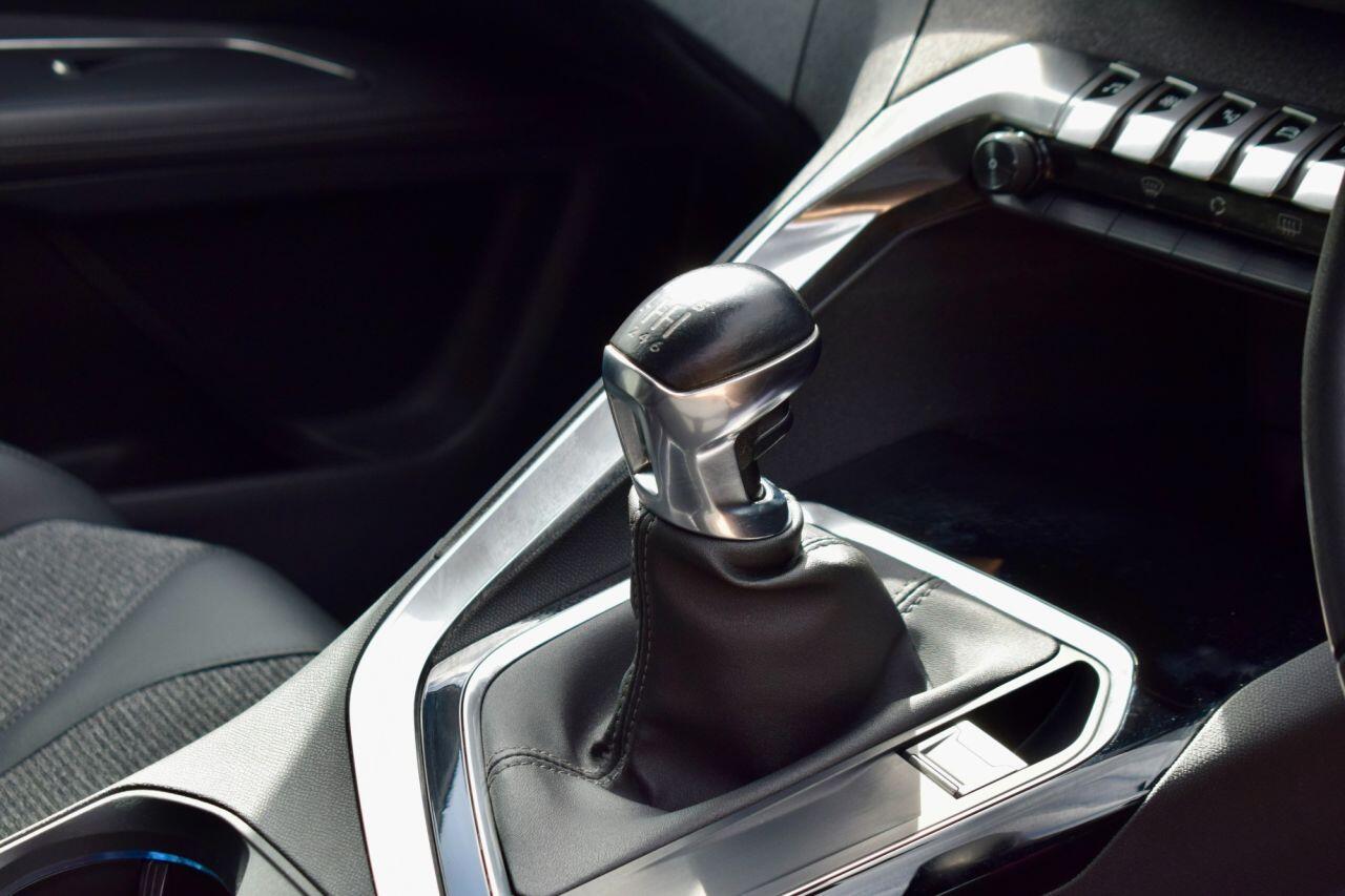 Peugeot 3008 view 28