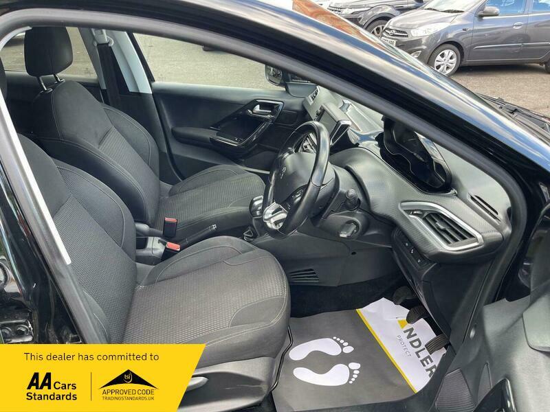 2018 Peugeot 208 1.2 PureTech Tech Edition Euro 6 (s/s) 5dr • 68,572 miles image 32
