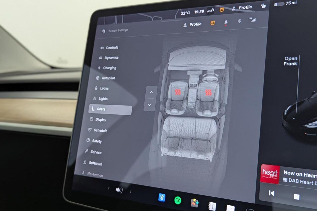 Tesla Model 3 view 22