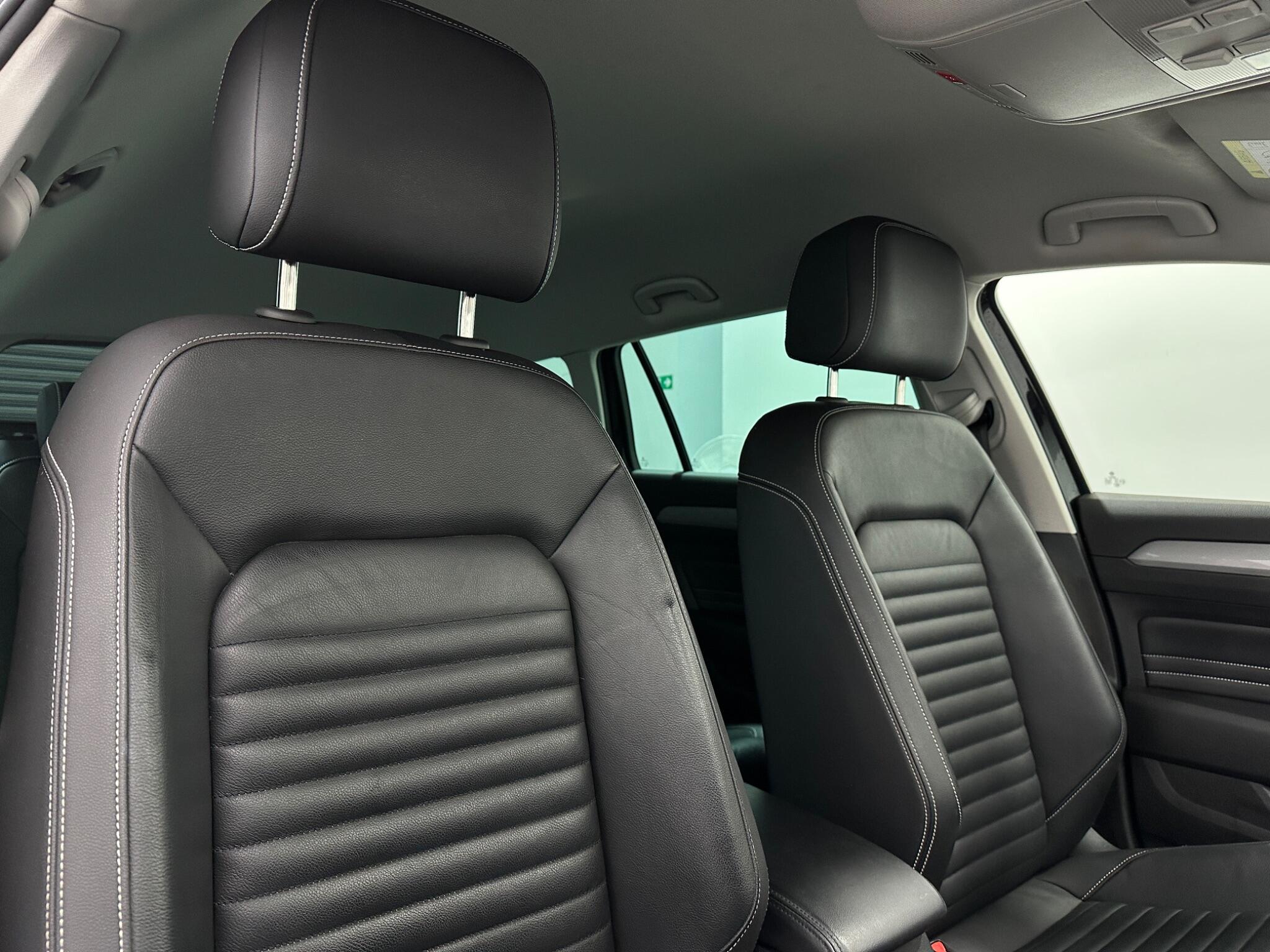 Volkswagen Passat view 33