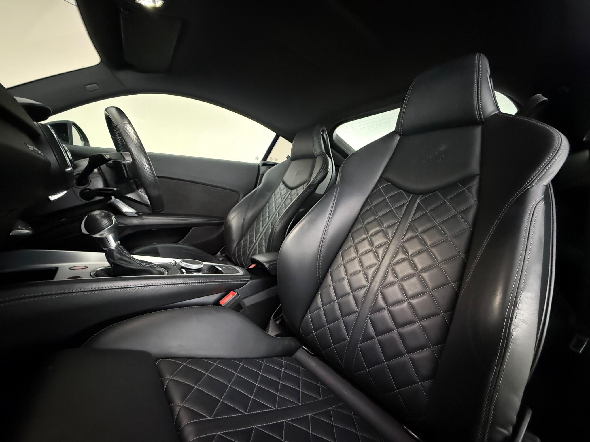 Audi TTS view 32