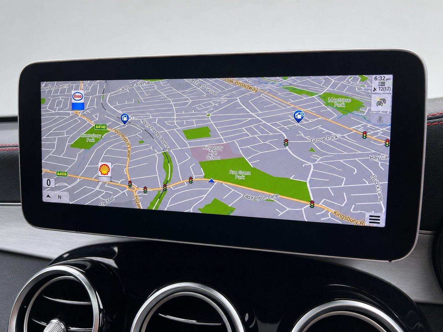 Mercedes-Benz GLC view 26