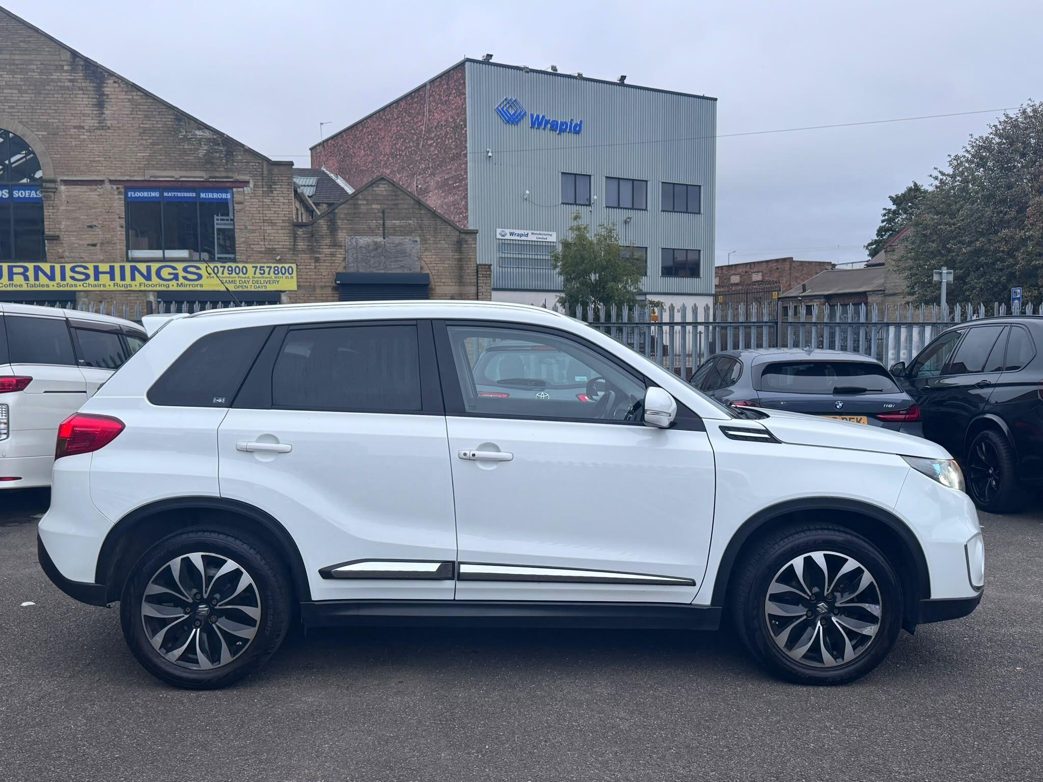 Suzuki Vitara view 13