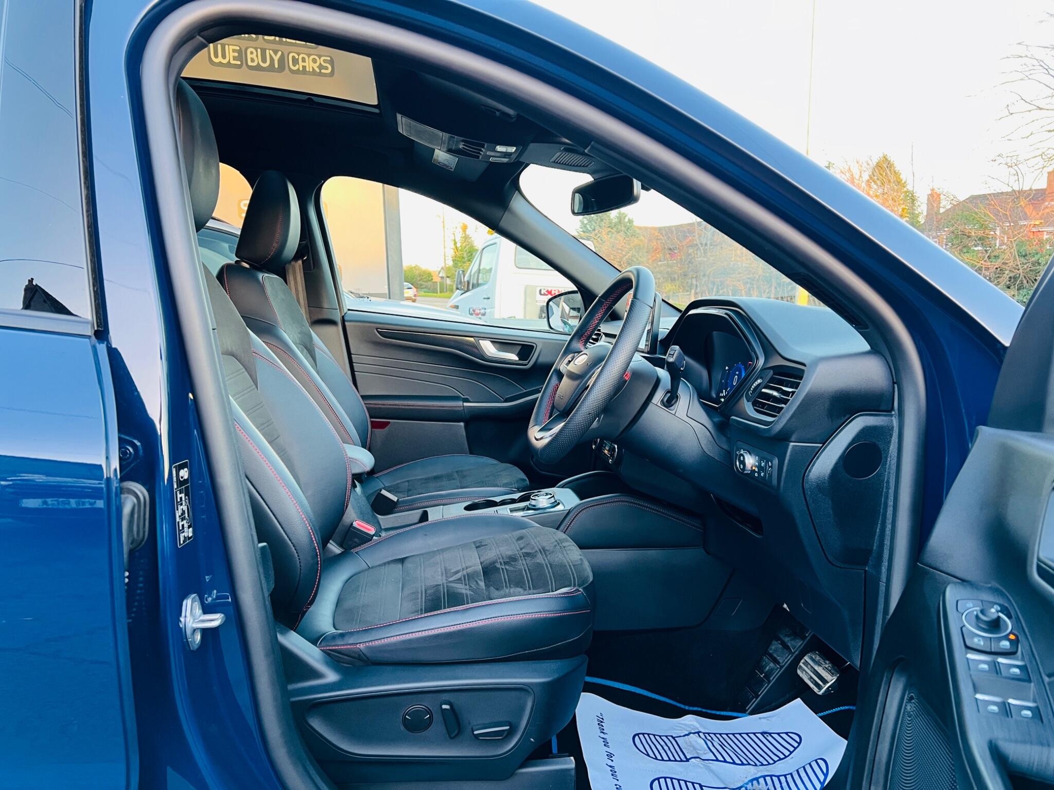 2023 Ford Kuga 2.5 EcoBoost Duratec 14.4kWh ST-Line X CVT Euro 6 (s/s) 5dr • 23,532 miles image 15