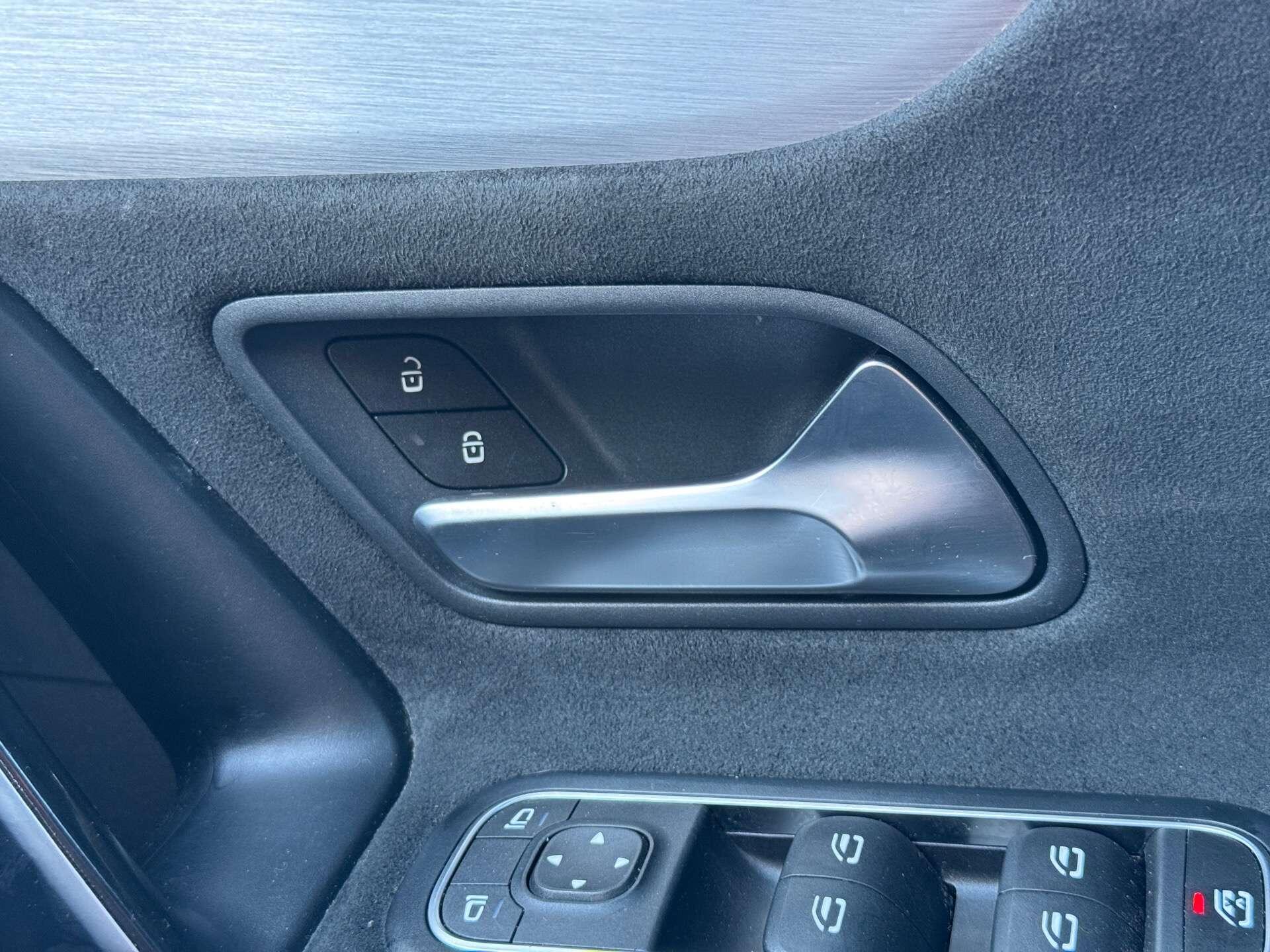 Mercedes-Benz A-Class view 37