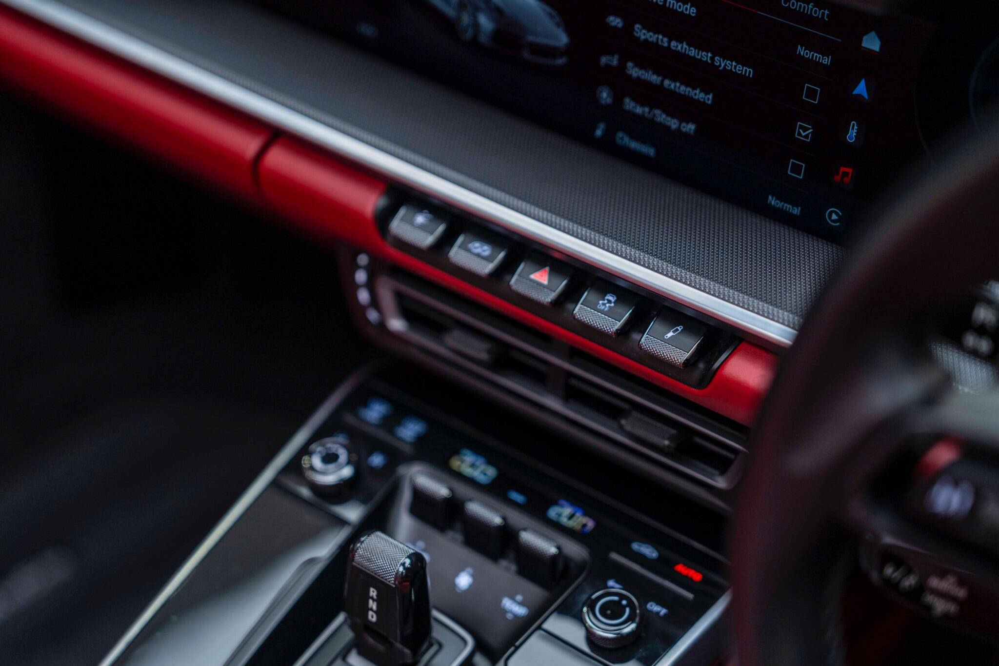Porsche 911 view 41