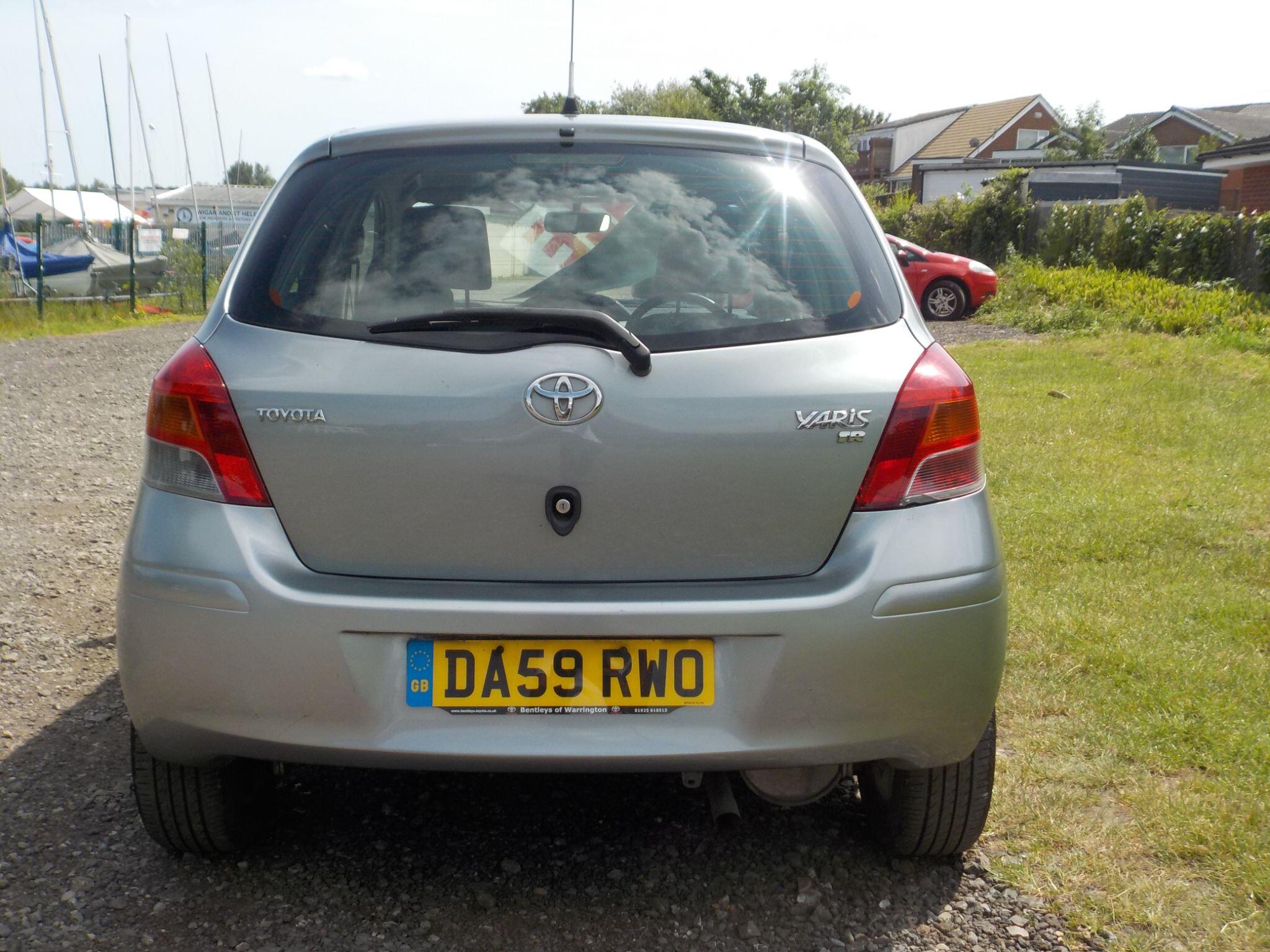 Toyota Yaris 1.33 Dual VVT-i TR Euro 4 (s/s) 5dr