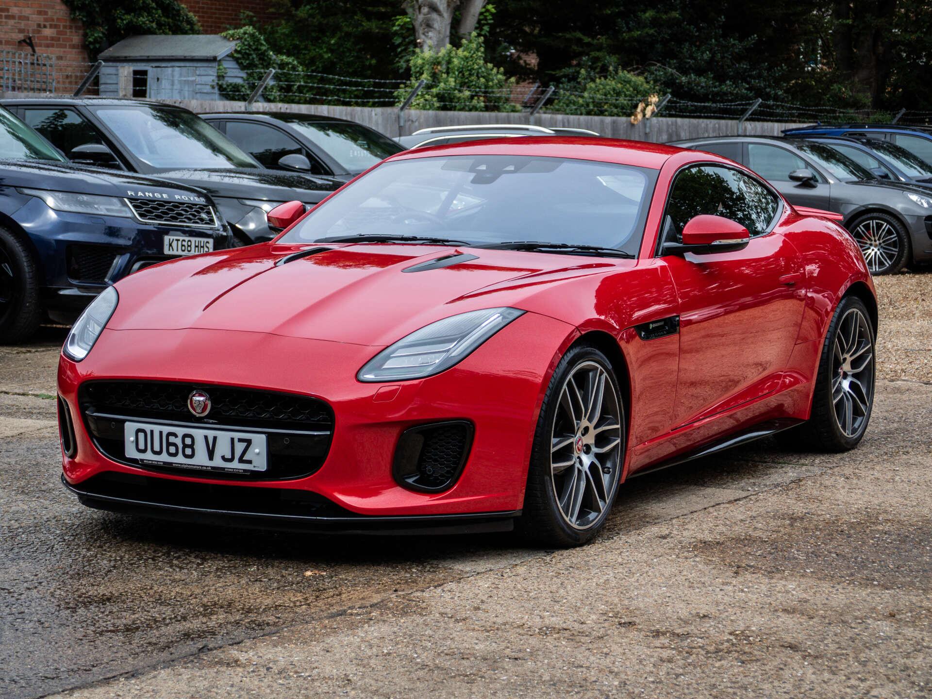 Jaguar F-Type view 10