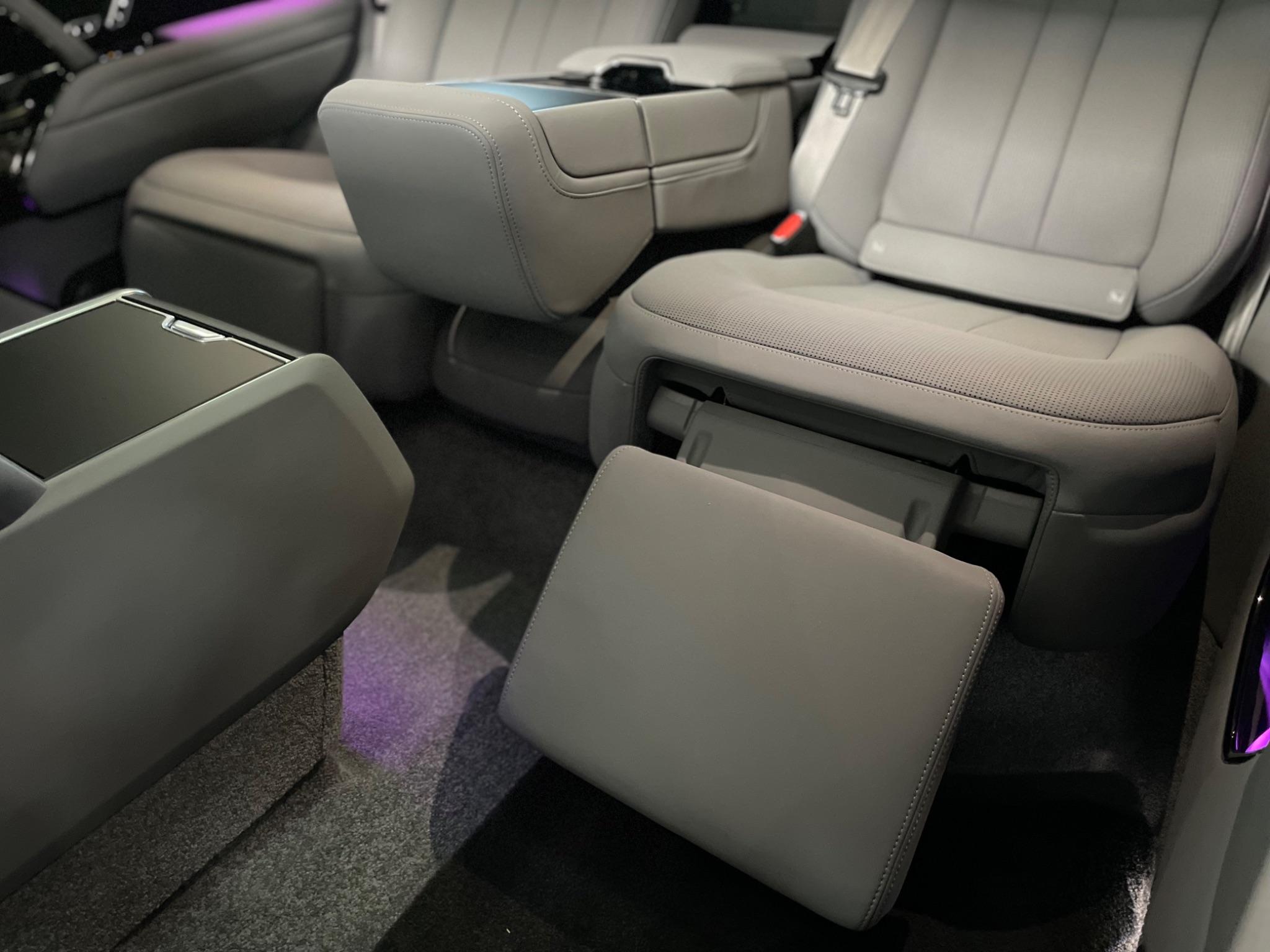 Land Rover Range Rover view 58