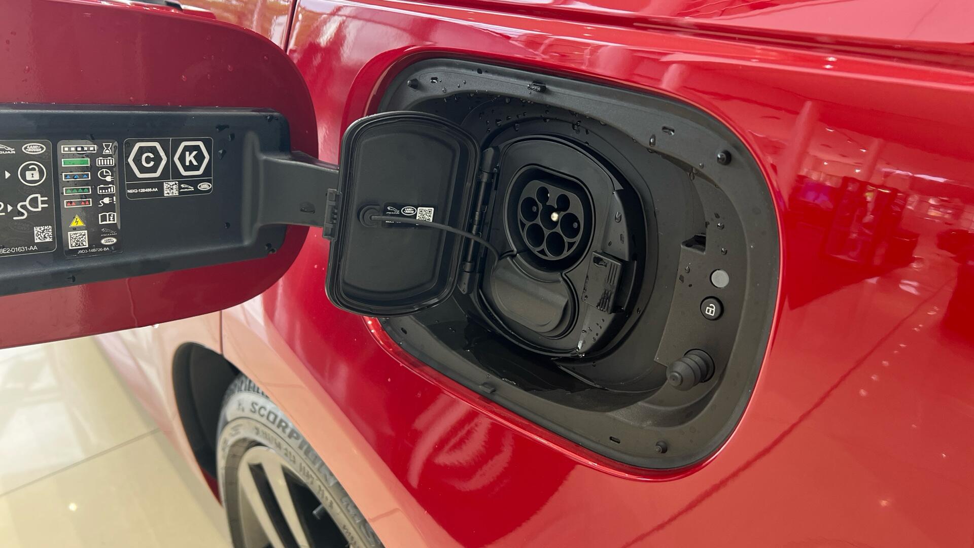 Land Rover Range Rover Sport view 21