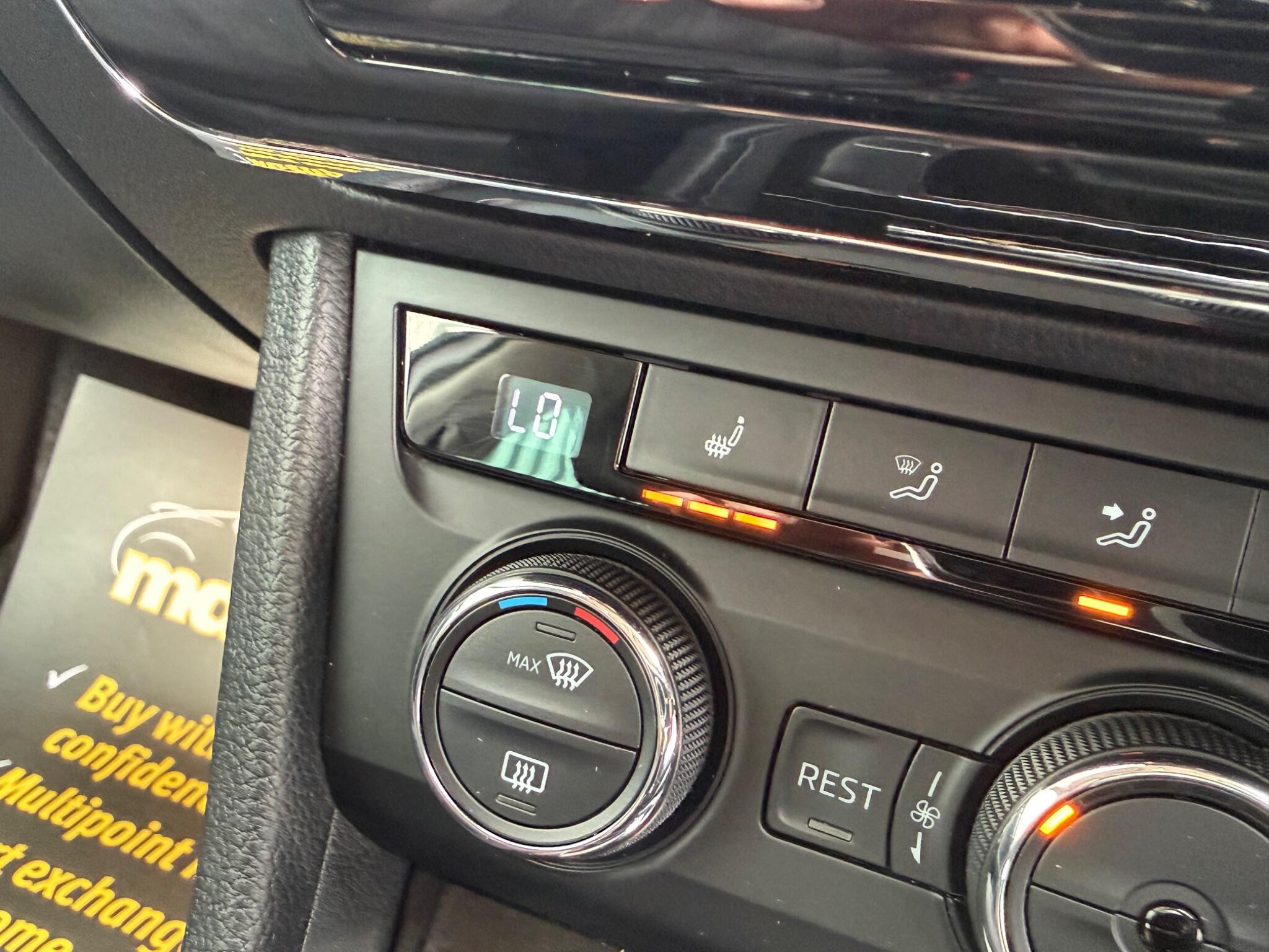 Skoda Superb view 32
