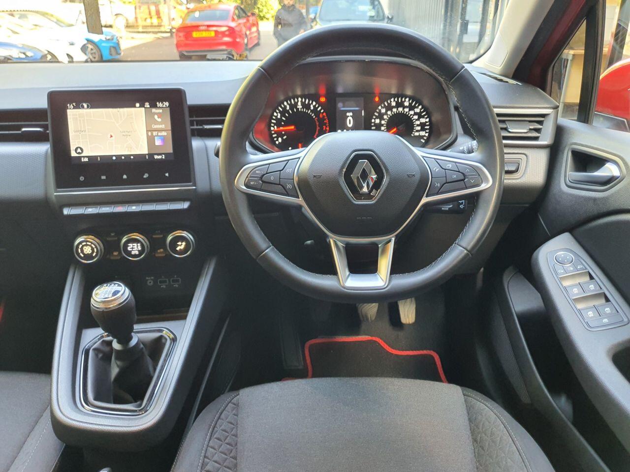 Renault Clio view 29