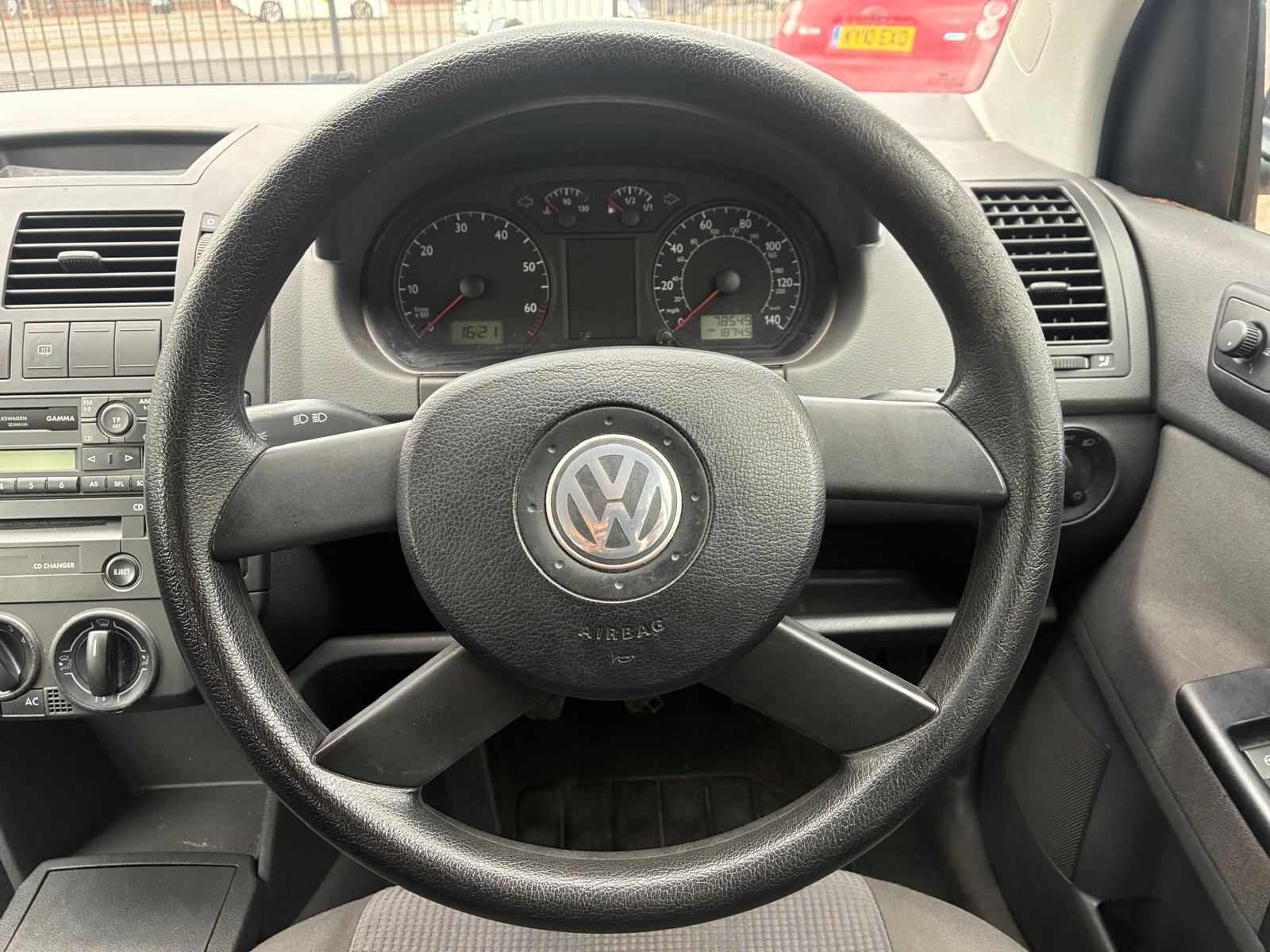 Volkswagen Polo view 16